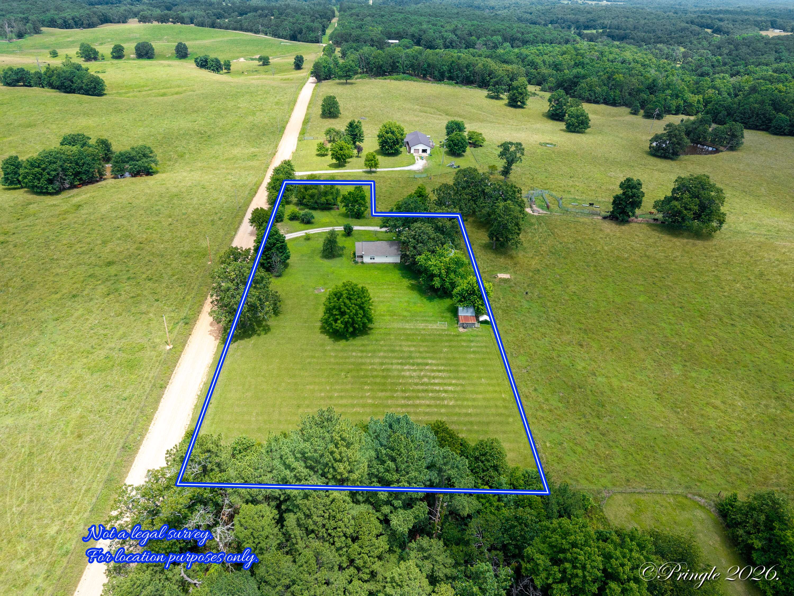 7504 County Road 3730, Peace Valley, MO 65788