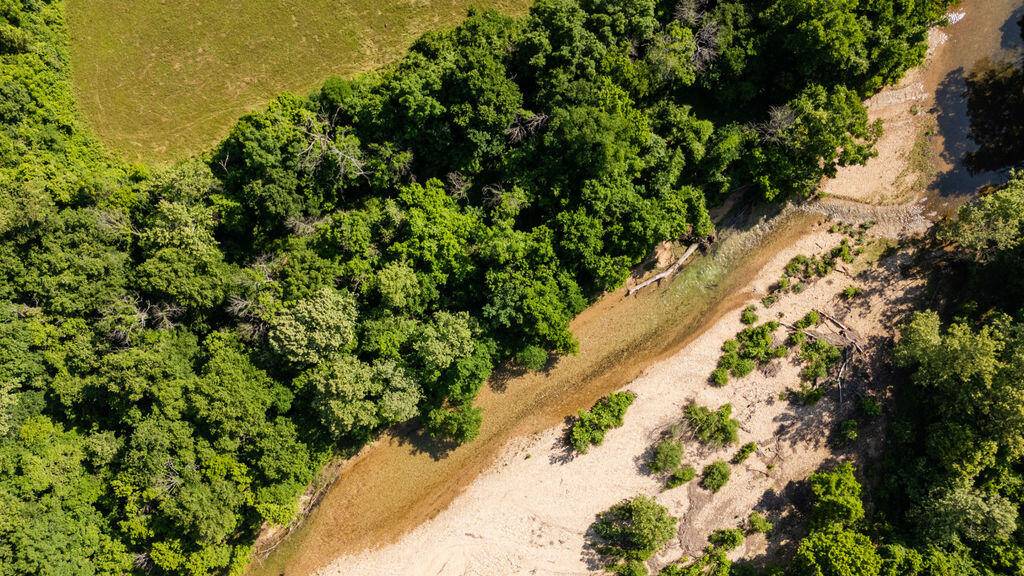 000 County Road Dd 447, Chadwick, MO 65629