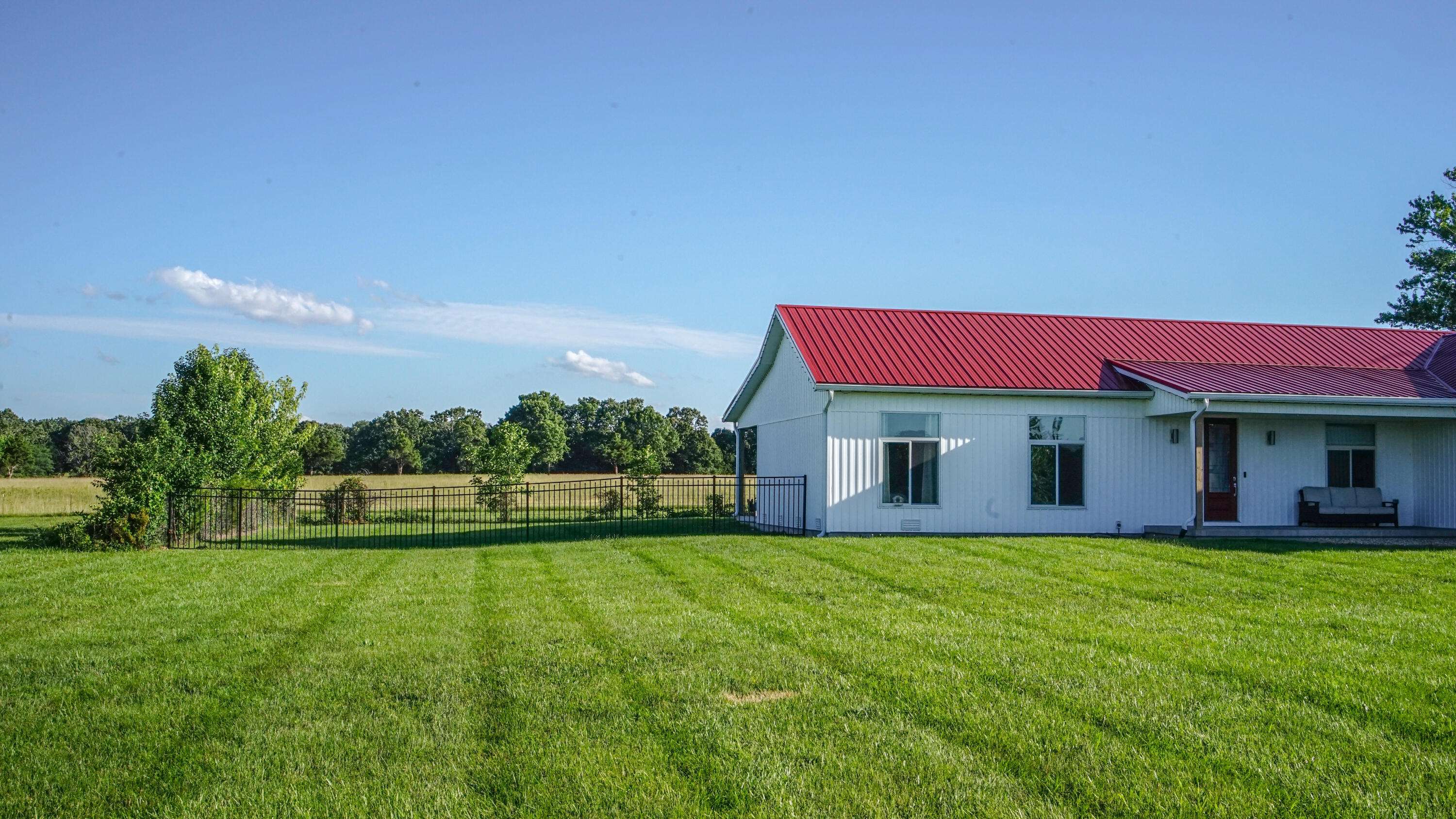 866 State Highway Dd, Marshfield, MO 65706