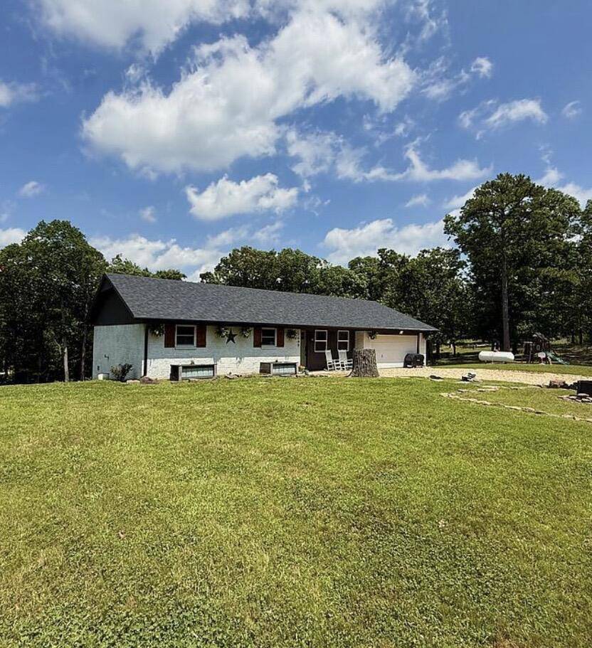 1649 Tyson RD, Pineville, MO 64856