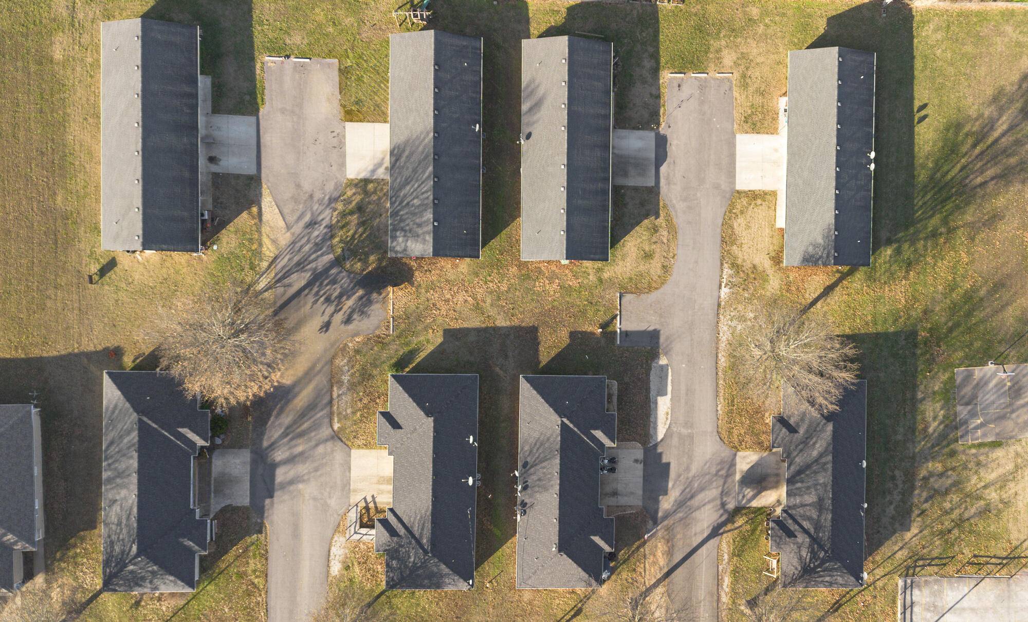 309 N Airport RD, Strafford, MO 65757