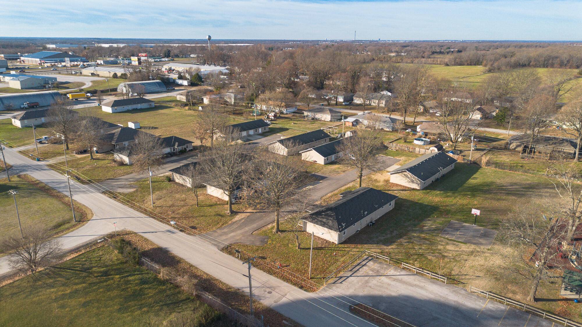 309 N Airport RD, Strafford, MO 65757