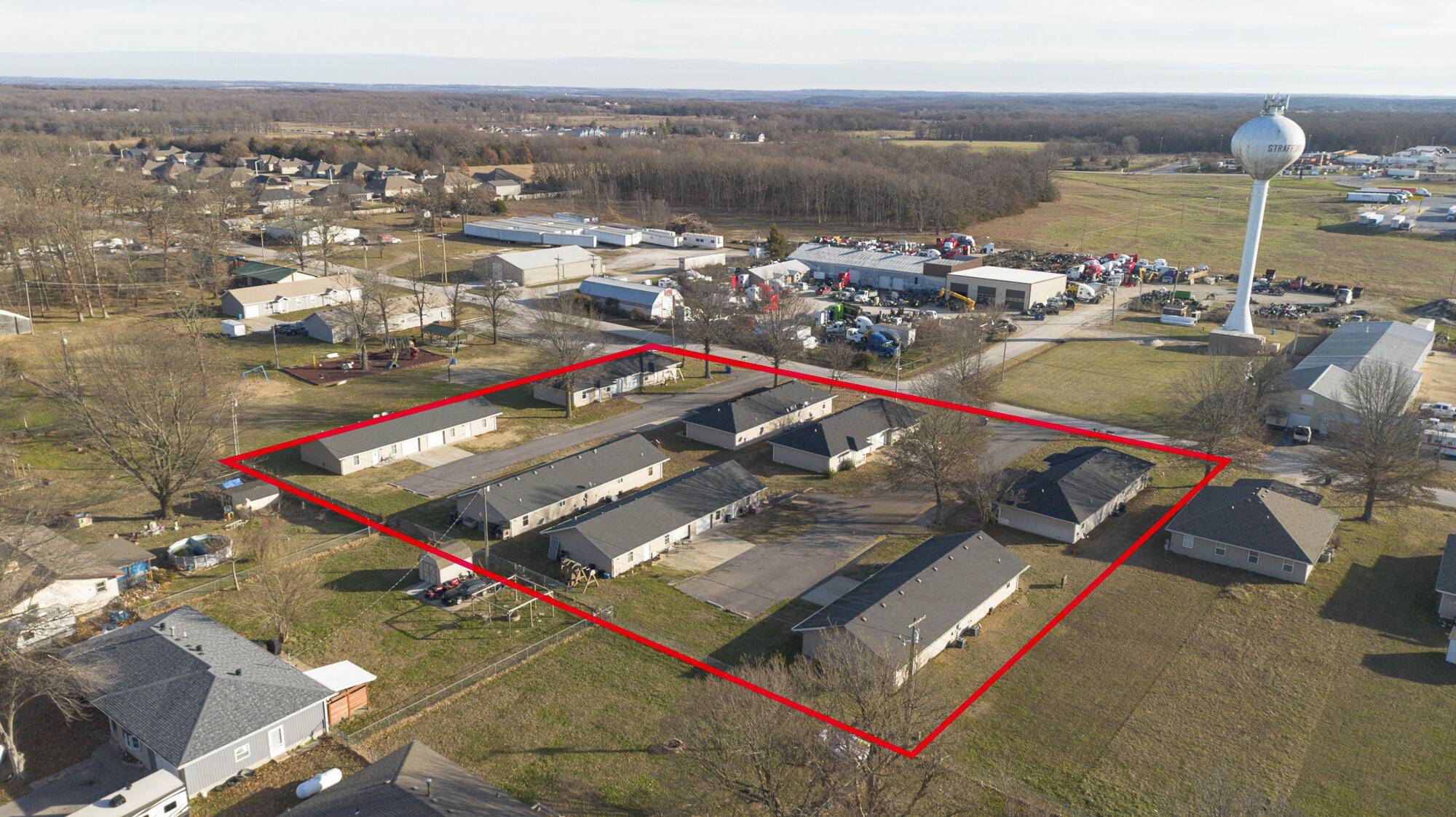 309 N Airport RD, Strafford, MO 65757