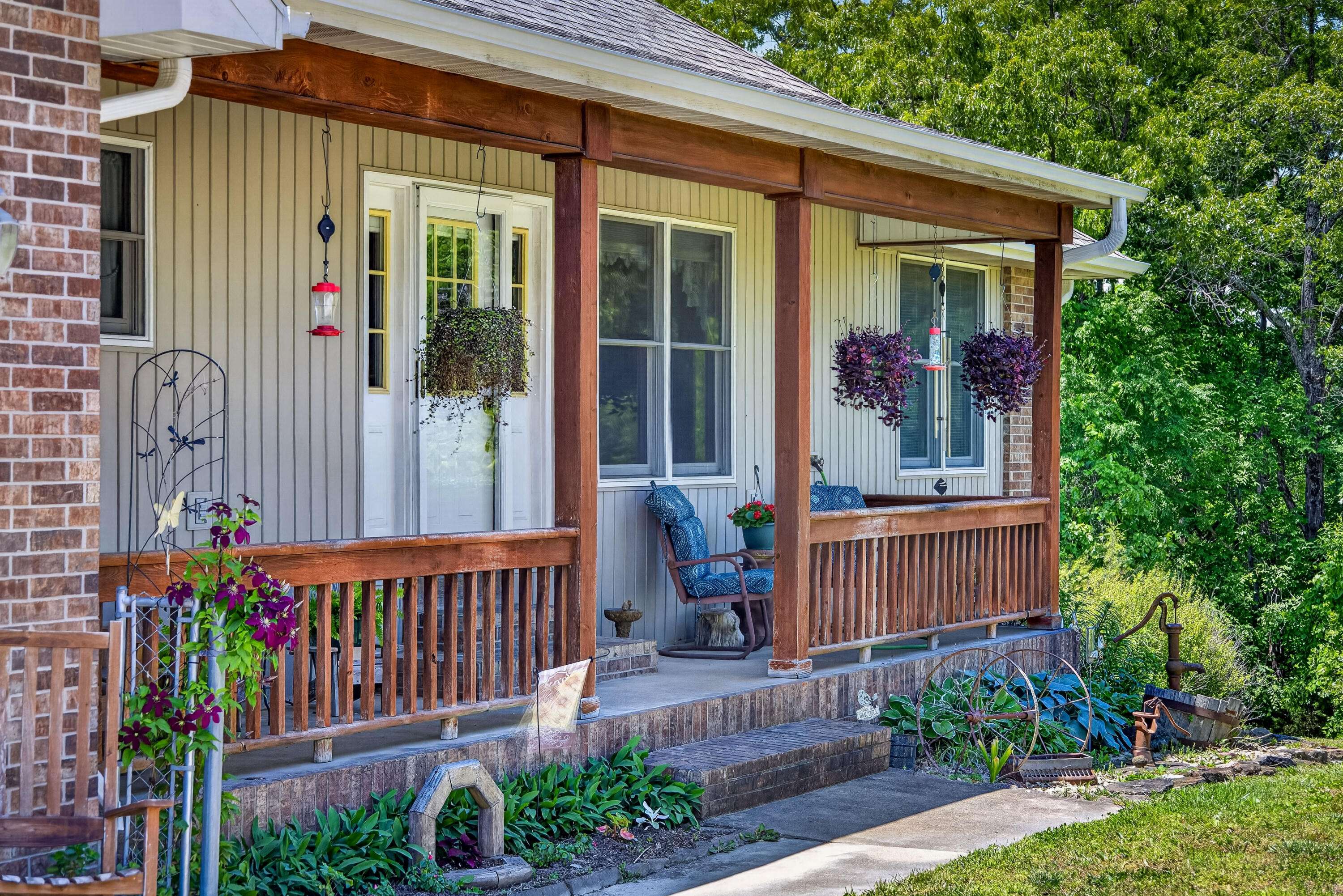 1424 Chadwick RD, Chadwick, MO 65629