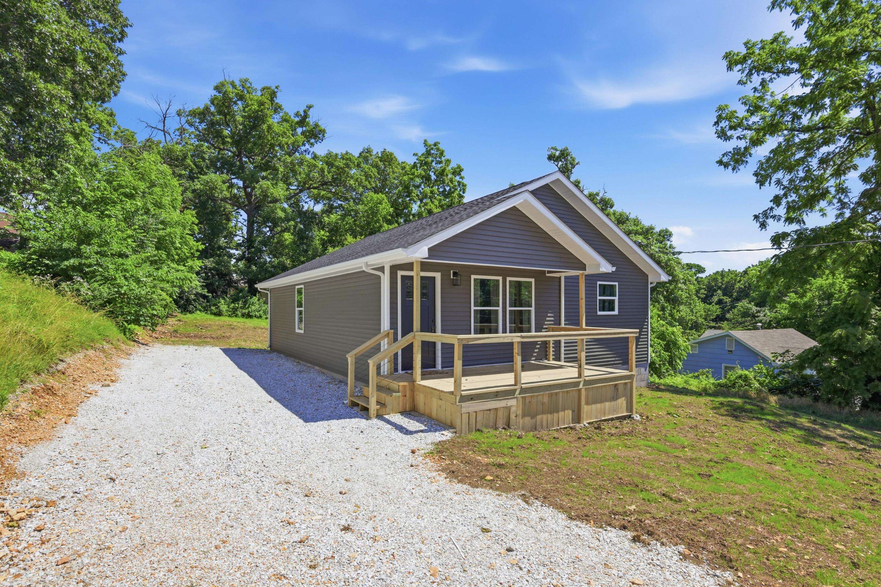 518 Joplin Street ST, Neosho, MO 64850