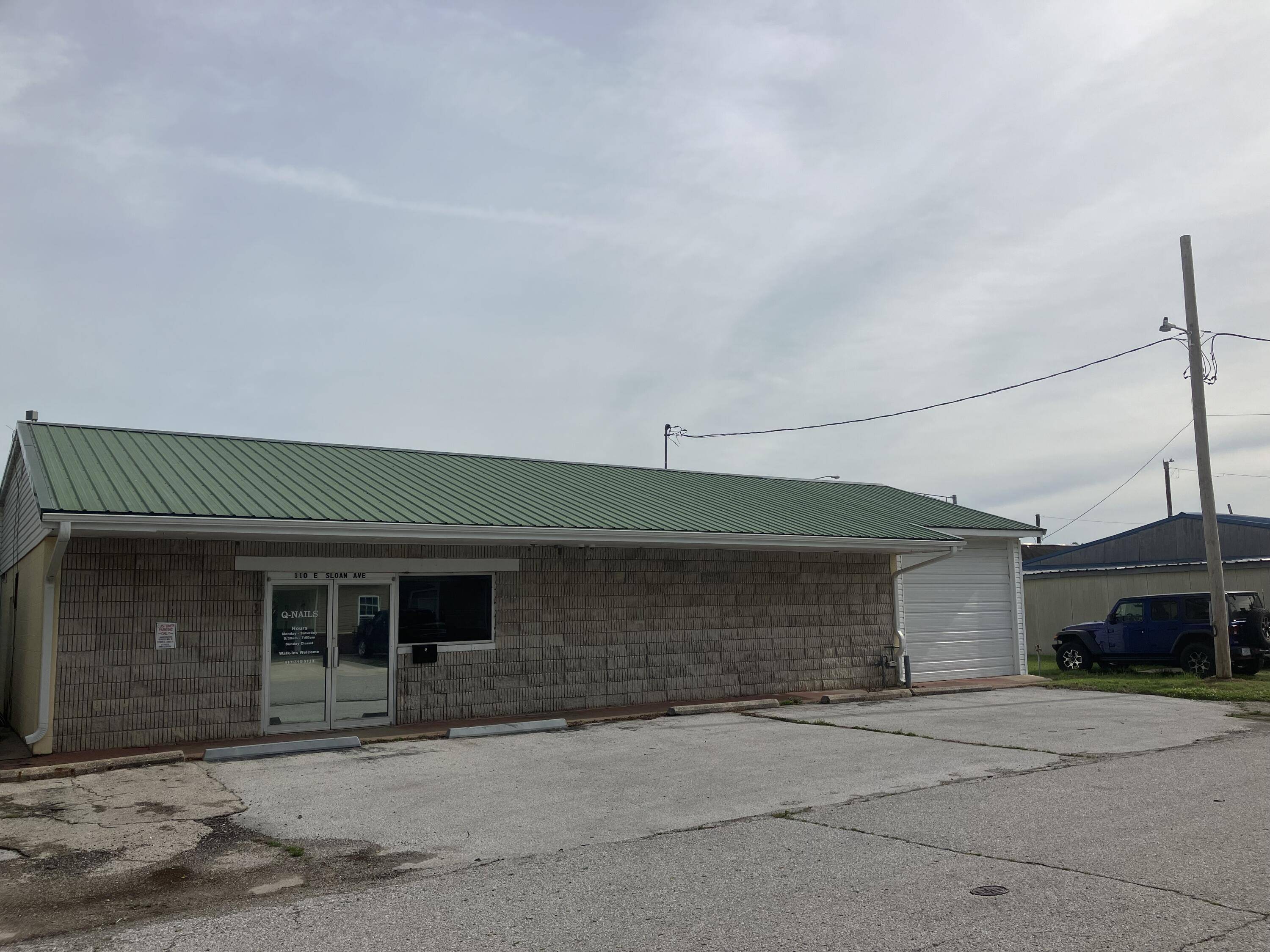 110 E Sloan ST, Mt Vernon, MO 65712