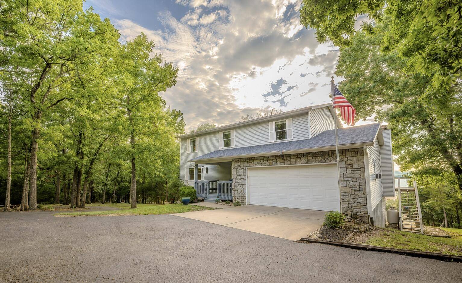 213 Terrace Park RD, Kimberling City, MO 65686