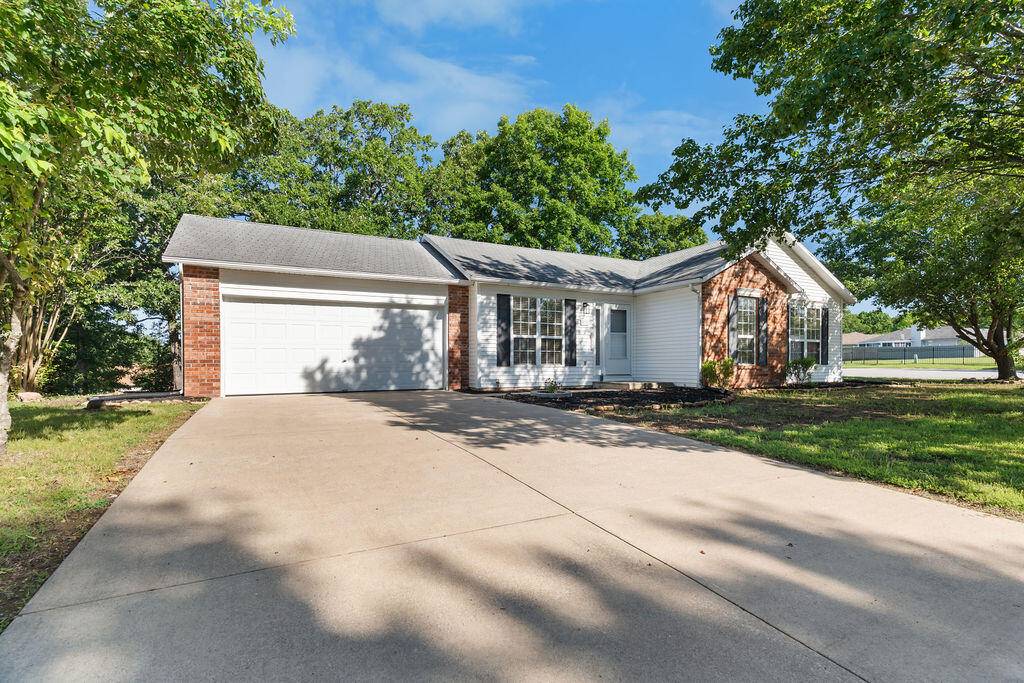 230 Meadow Ridge, Branson, MO 65616