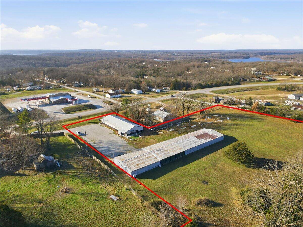 22889 Mo-64, Hermitage, MO 65668