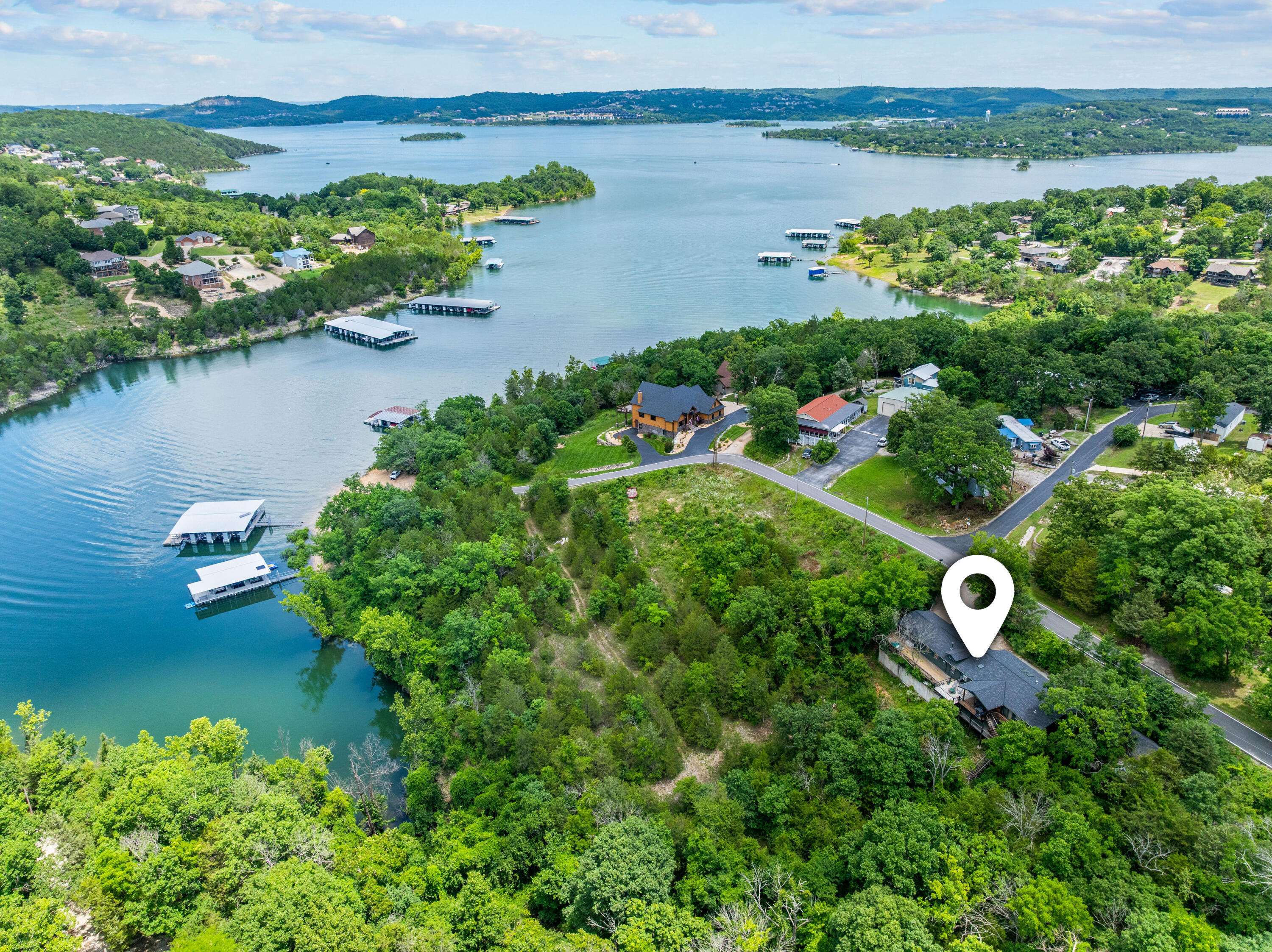 117 Hidden Bluff RD, Blue Eye, MO 65611