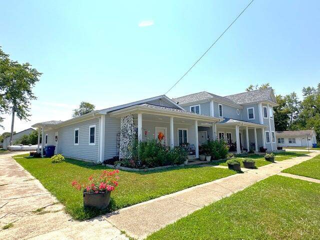 220 W Chestnut ST, Houston, MO 65483