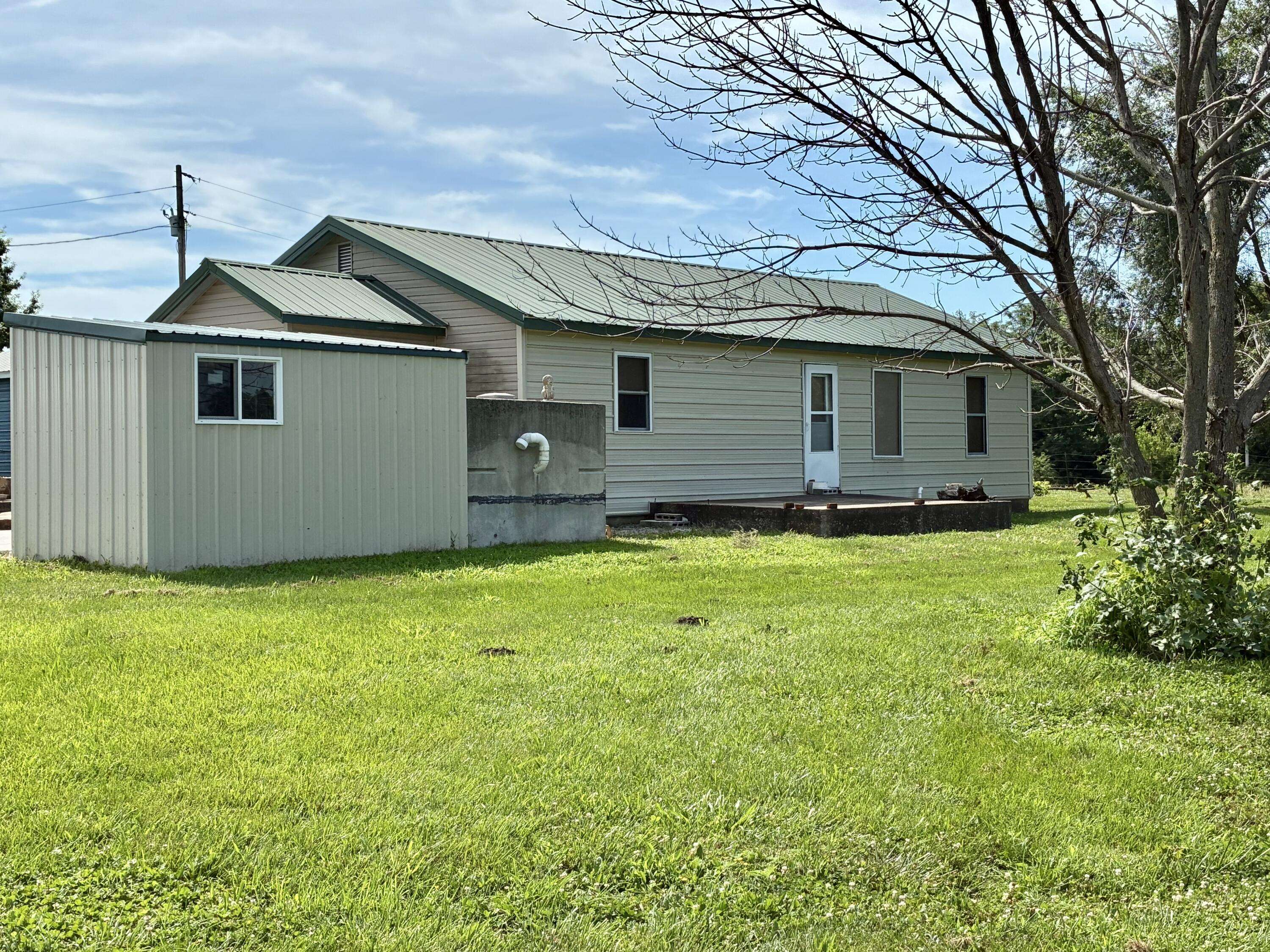 22665 State Hwy 83, Weaubleau, MO 65774