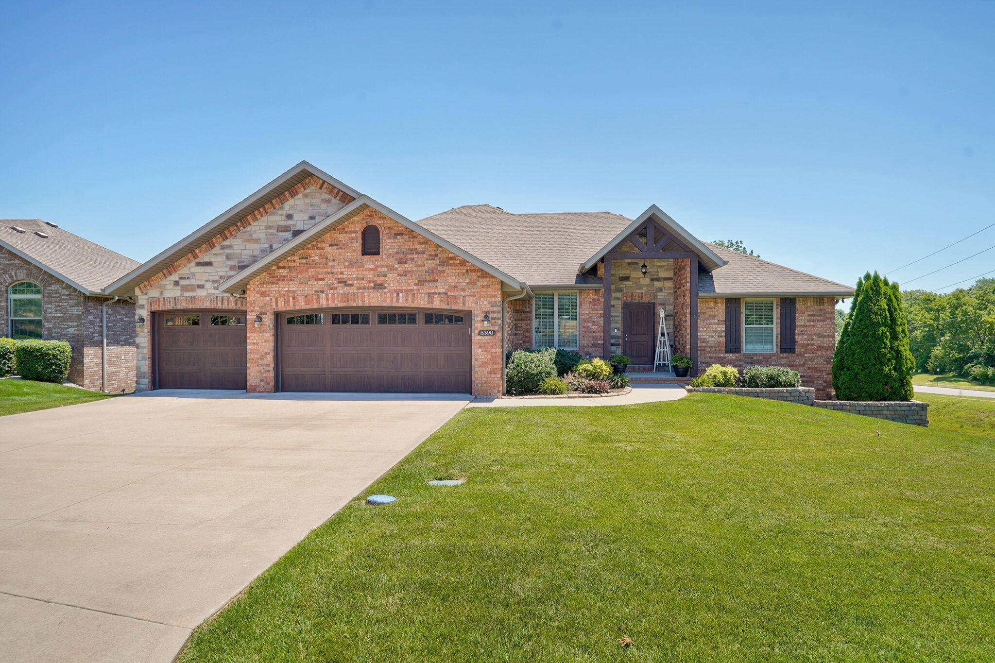 5390 S Oxynard ST, Springfield, MO 65810