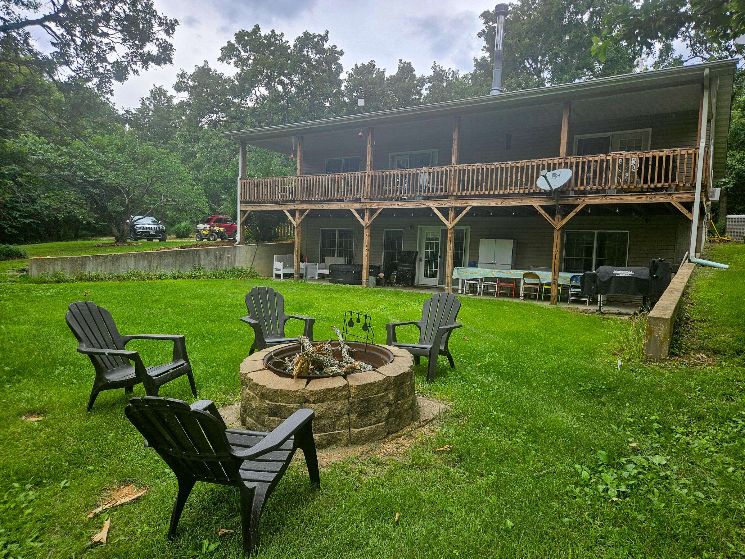 5554 County Road 3380, Willow Springs, MO 65793