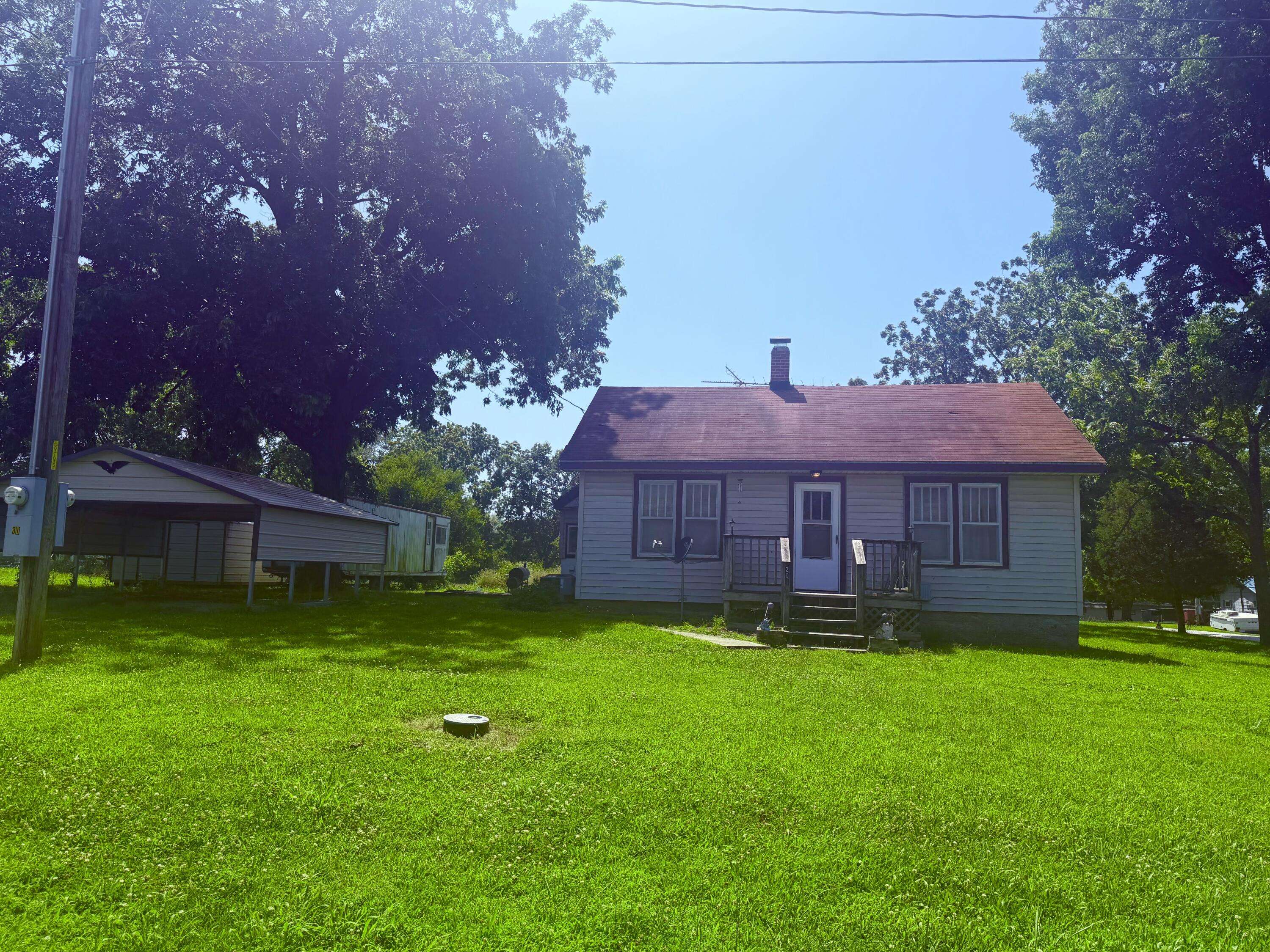 204 S Macon ST, Jerico Springs, MO 64756