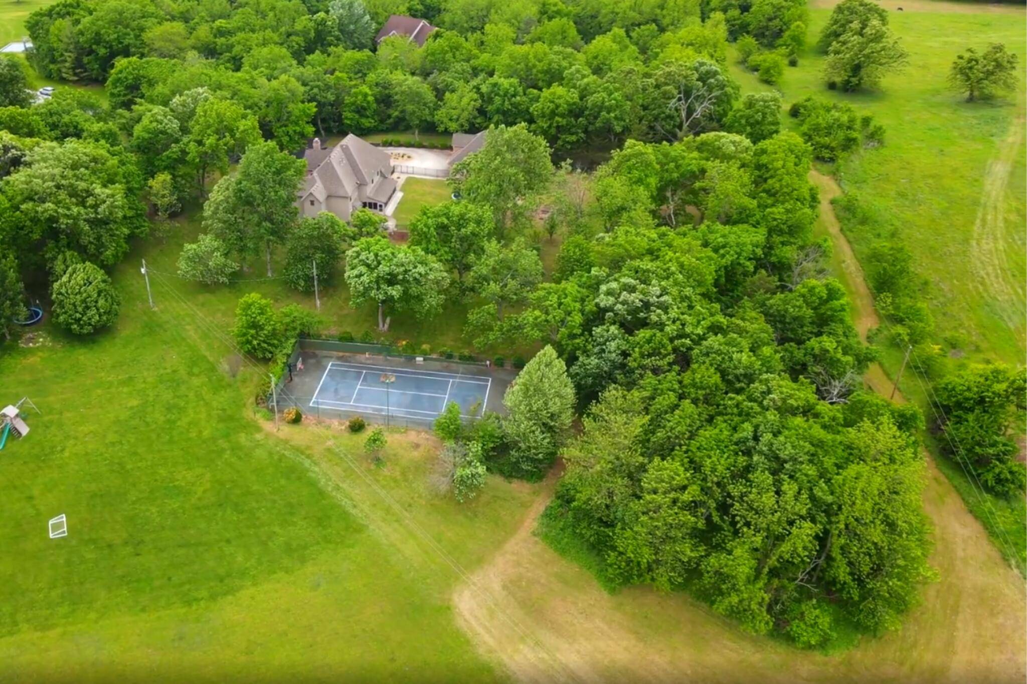 7578 Persimmon CT, Willard, MO 65781