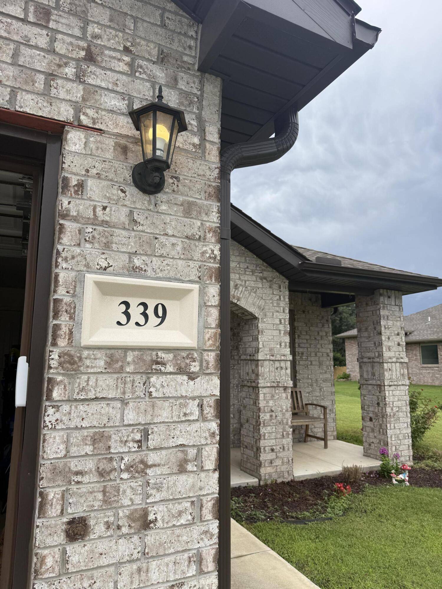 339 Sidney LN, Webb City, MO 64870