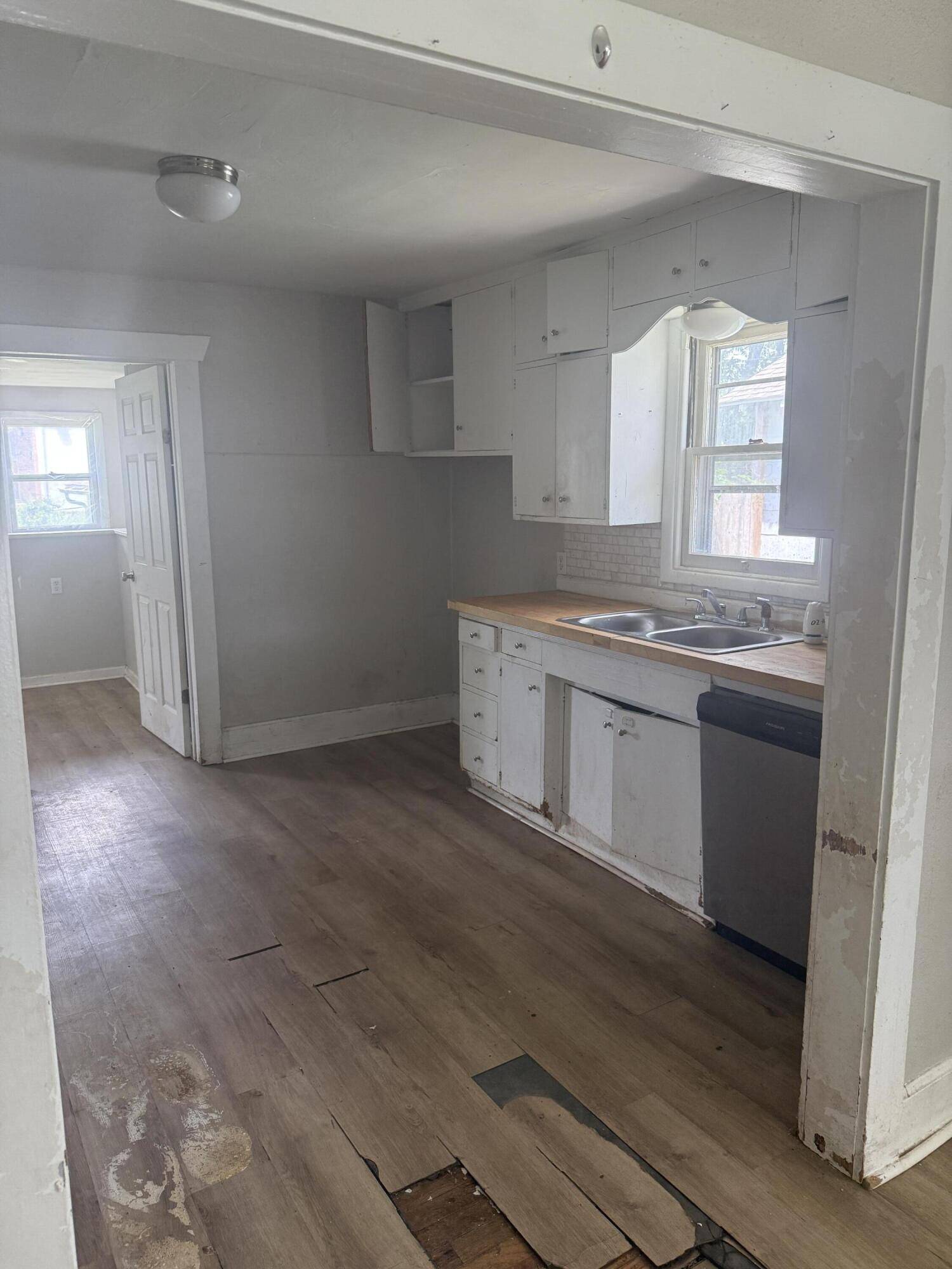917 W Chicago ST, Springfield, MO 65803