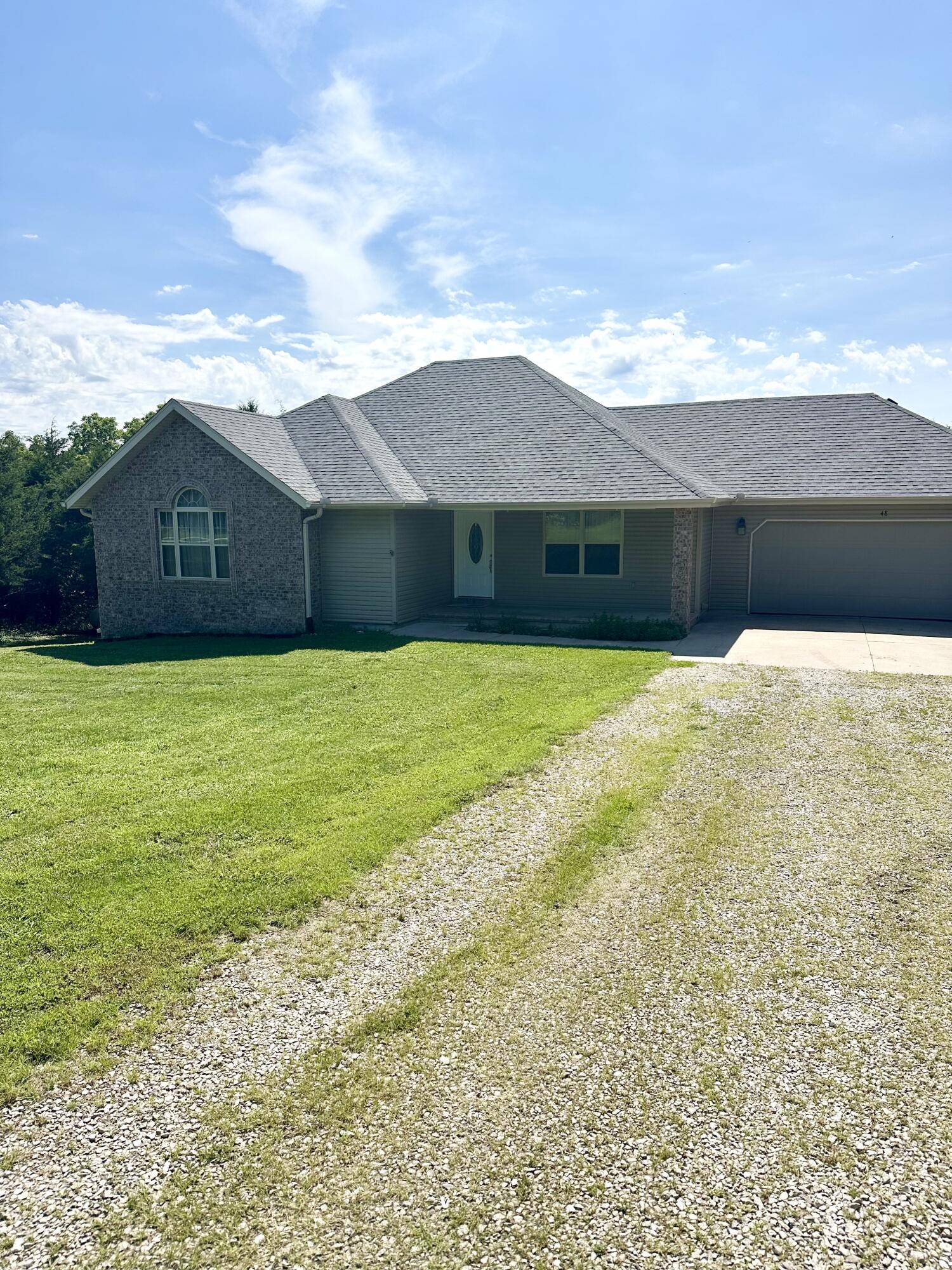 48 Drop Tine DR, Strafford, MO 65757