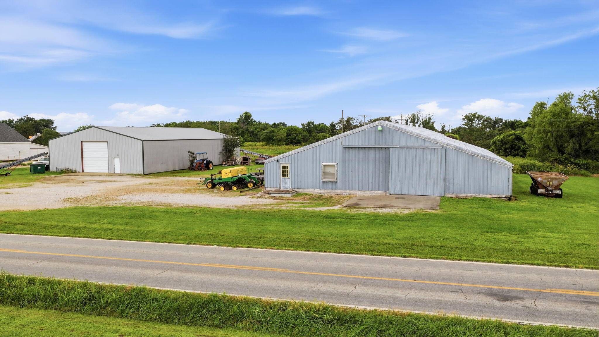 13200 S Hwy 39, Stockton, MO 65785