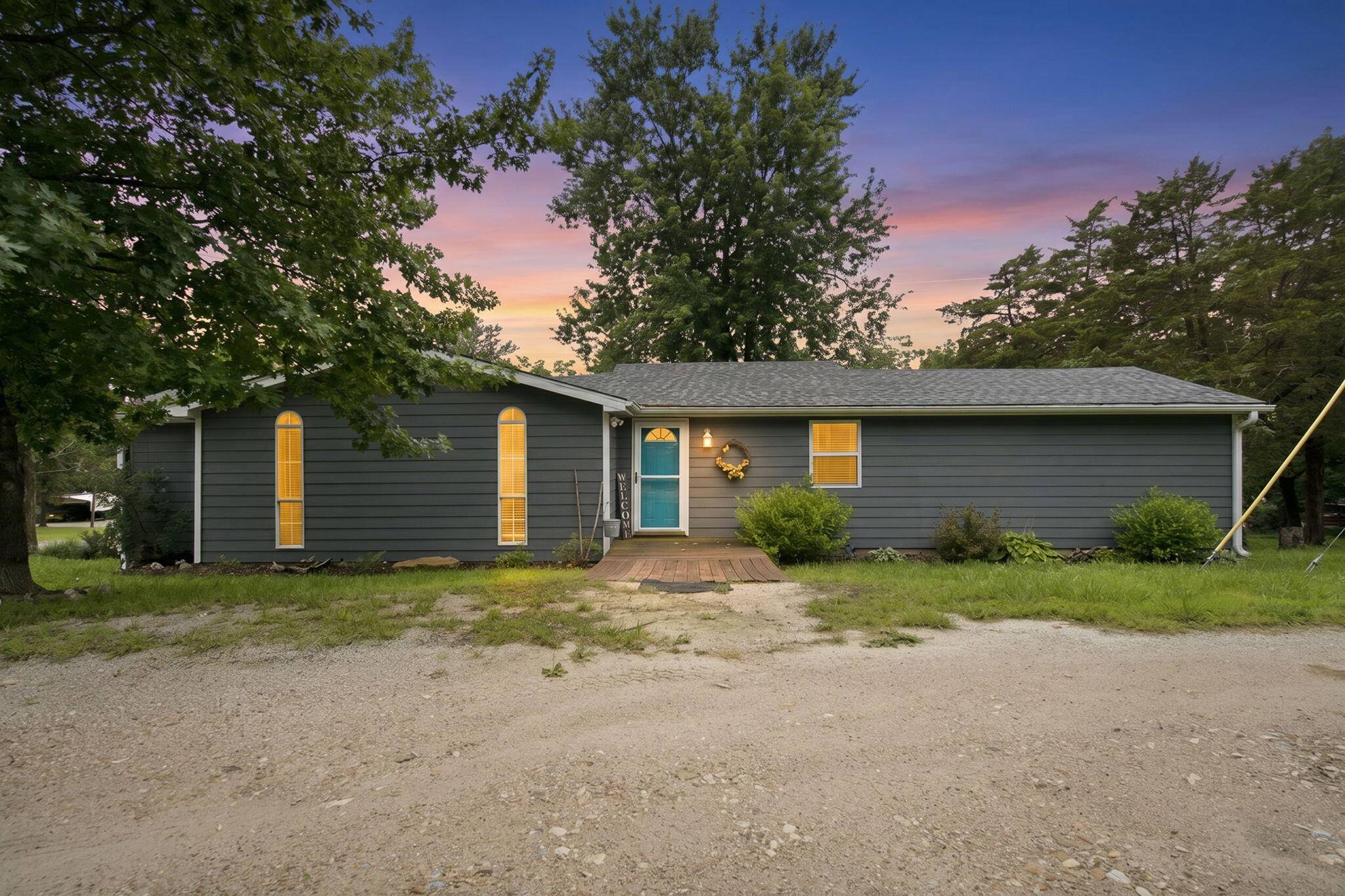 20492 Ponderosa LN, Flemington, MO 65650