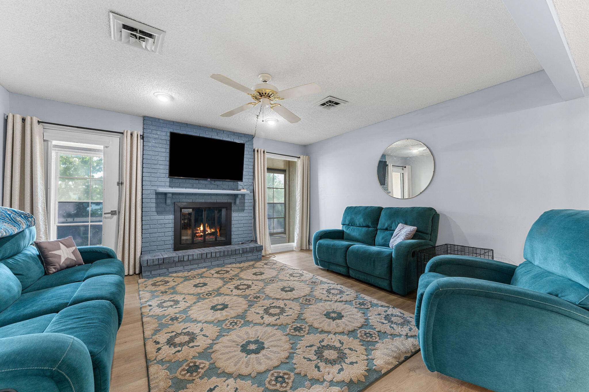 2 Port Holiday DR #Unit C, Kimberling City, MO 65686