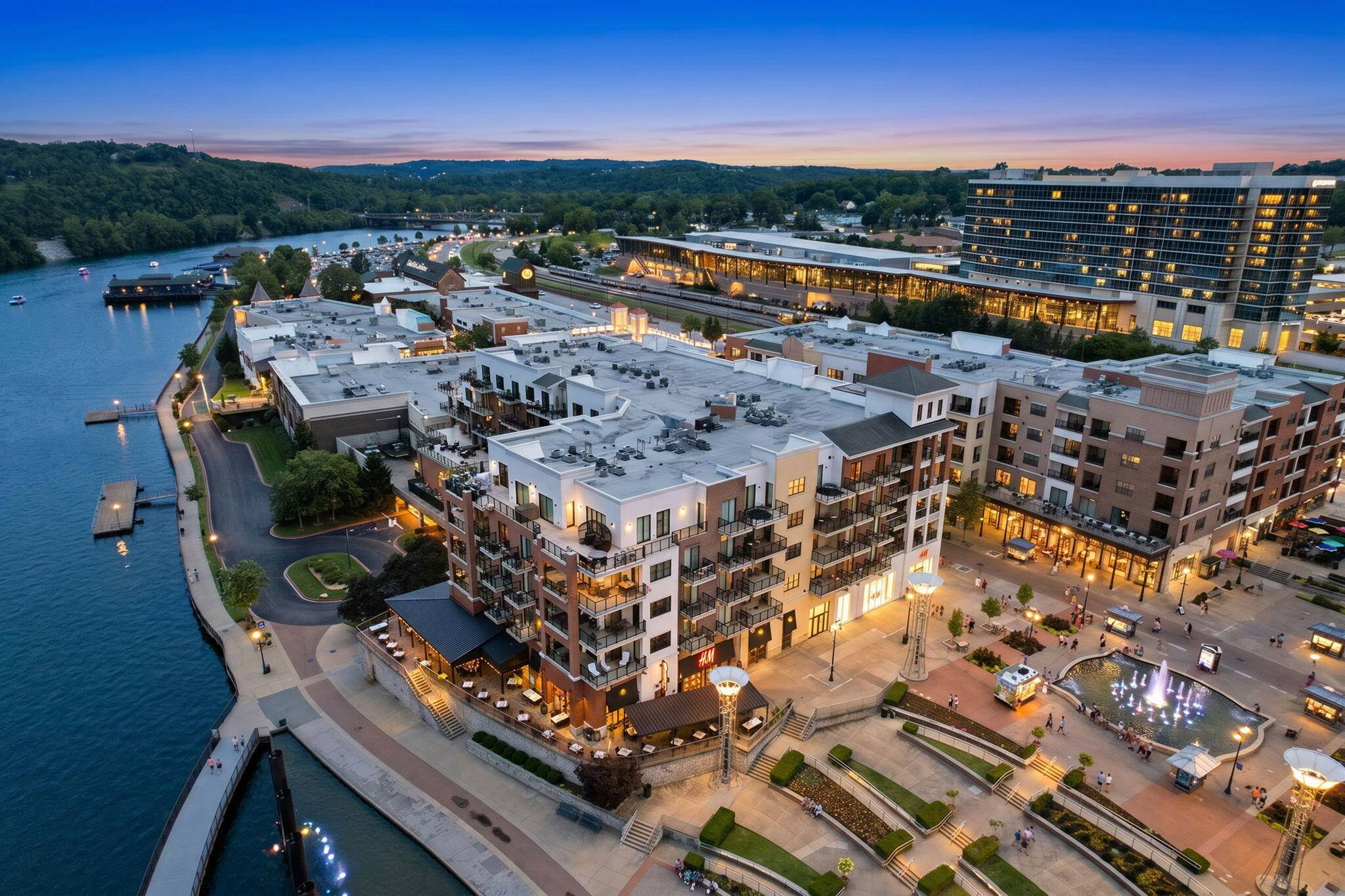 10512 Branson Landing BLVD #512, Branson, MO 65616