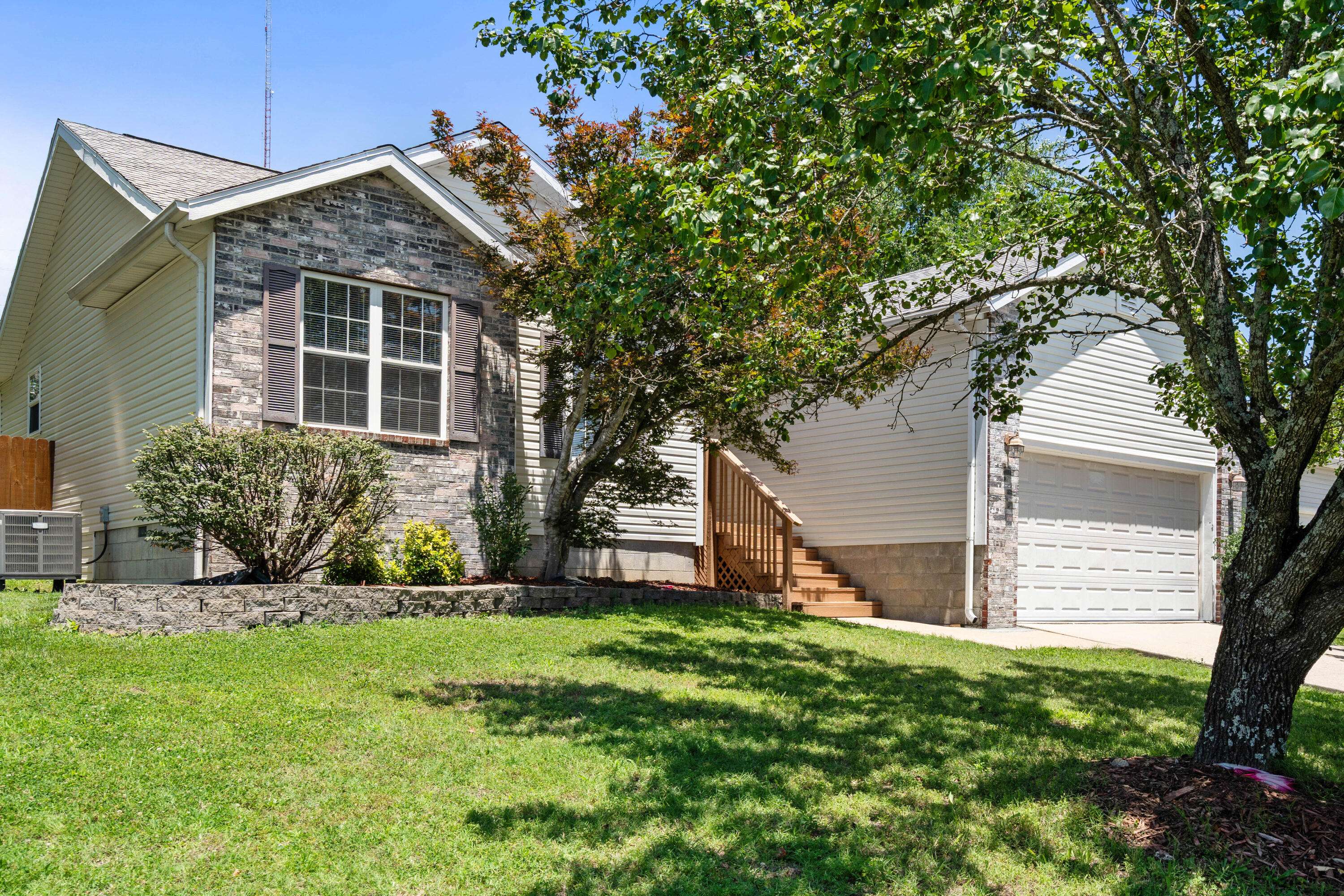 166 Teresa TER, Branson, MO 65616