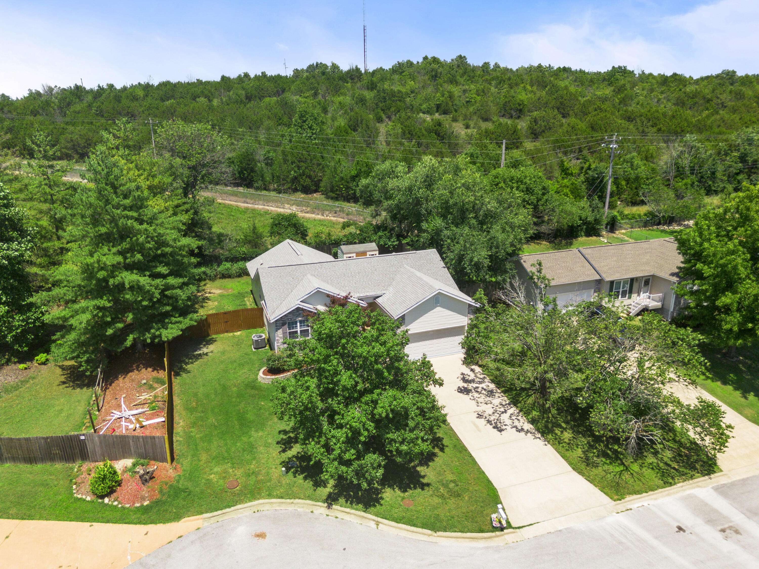 166 Teresa TER, Branson, MO 65616