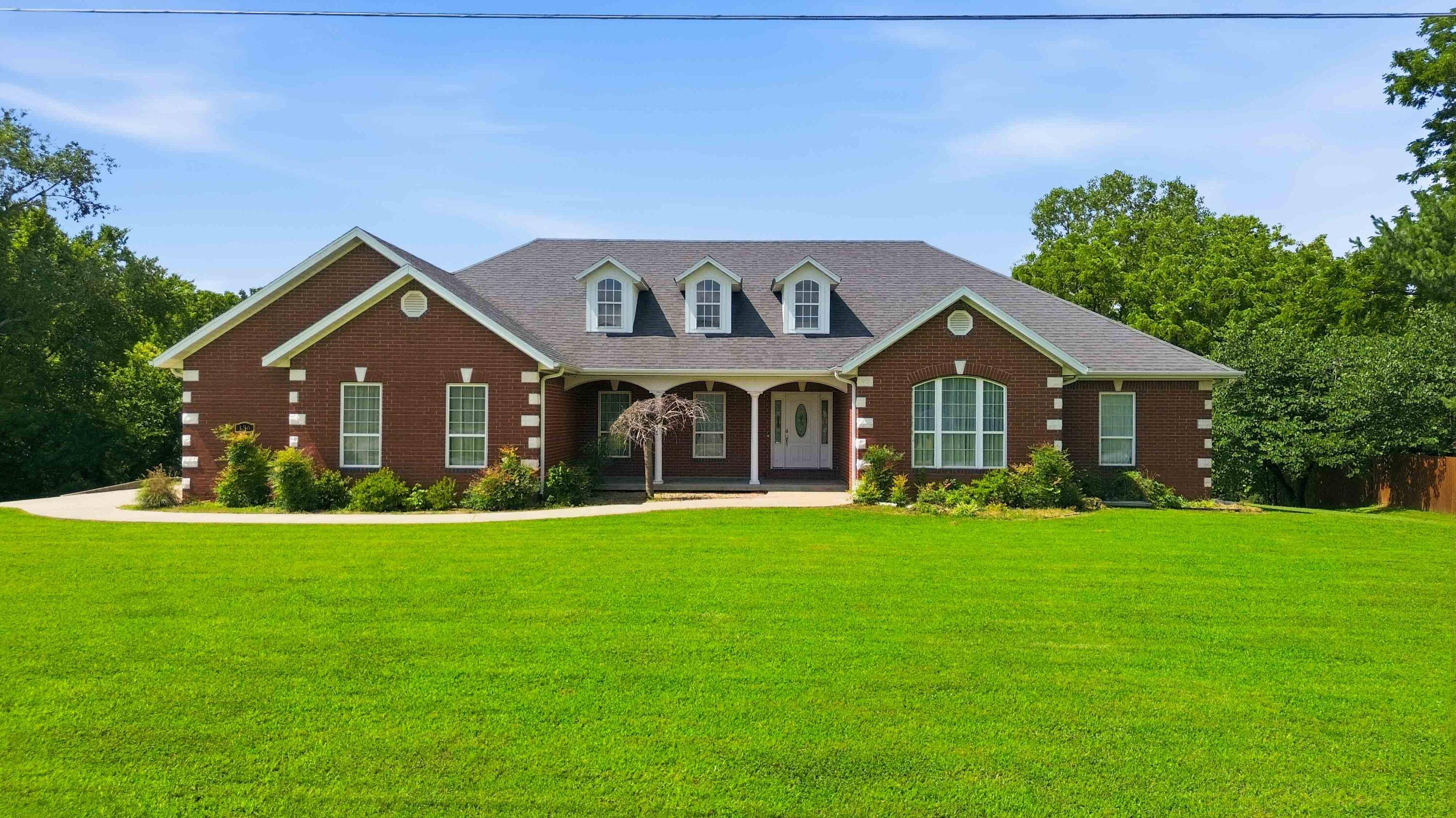 136 Riverview DR, Anderson, MO 64831