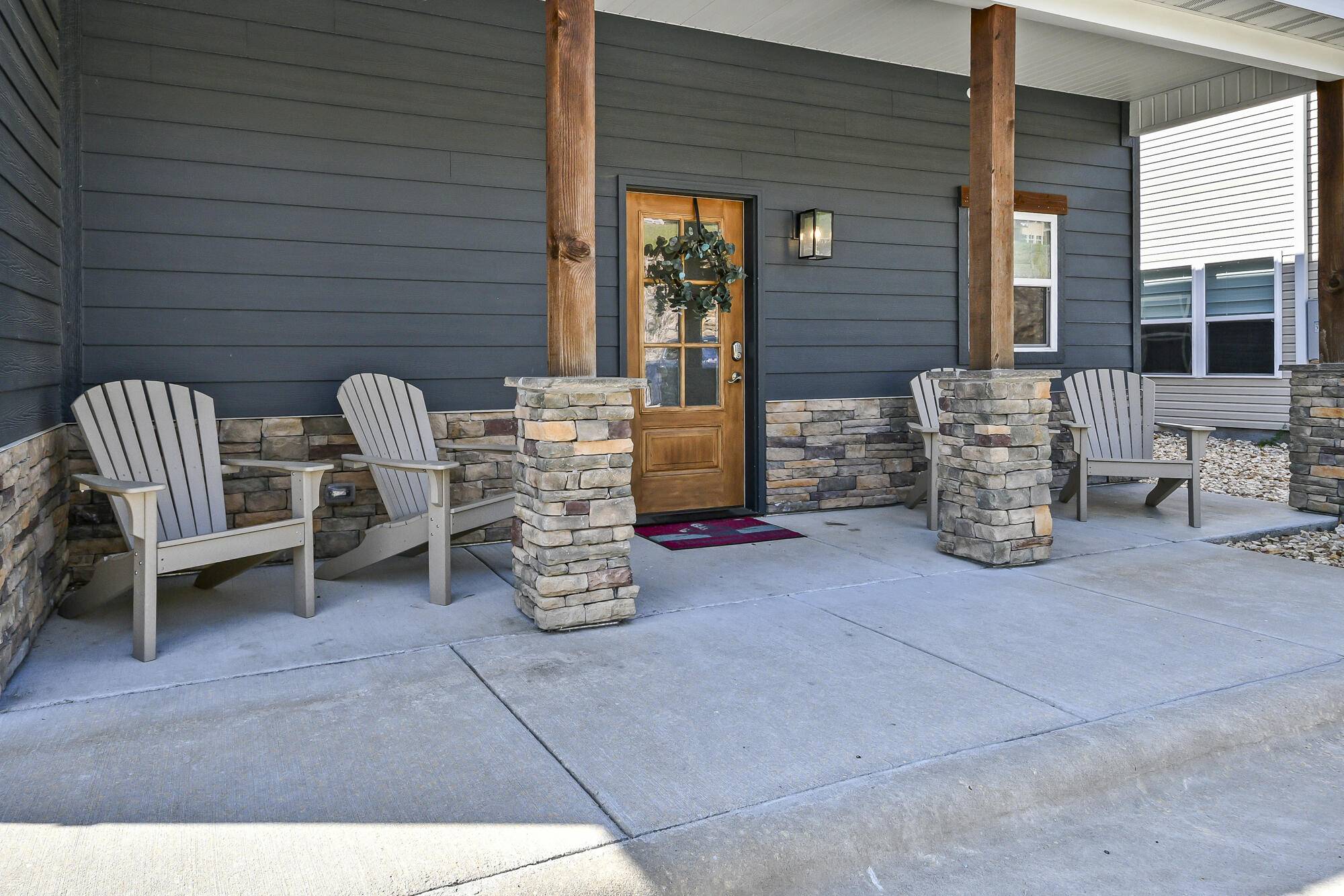 335 Majestic DR, Branson, MO 65616