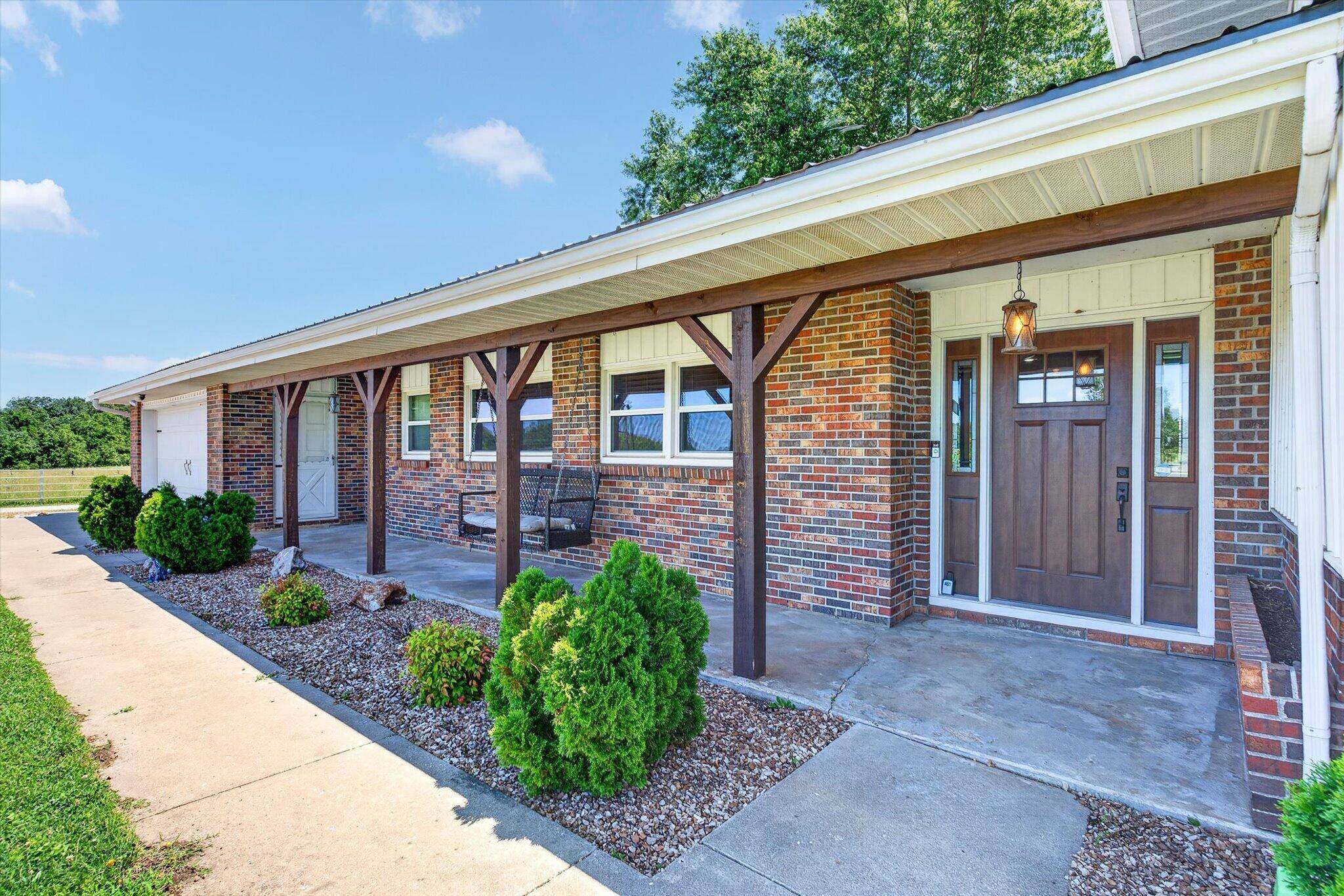 4346 S 97th RD, Bolivar, MO 65613
