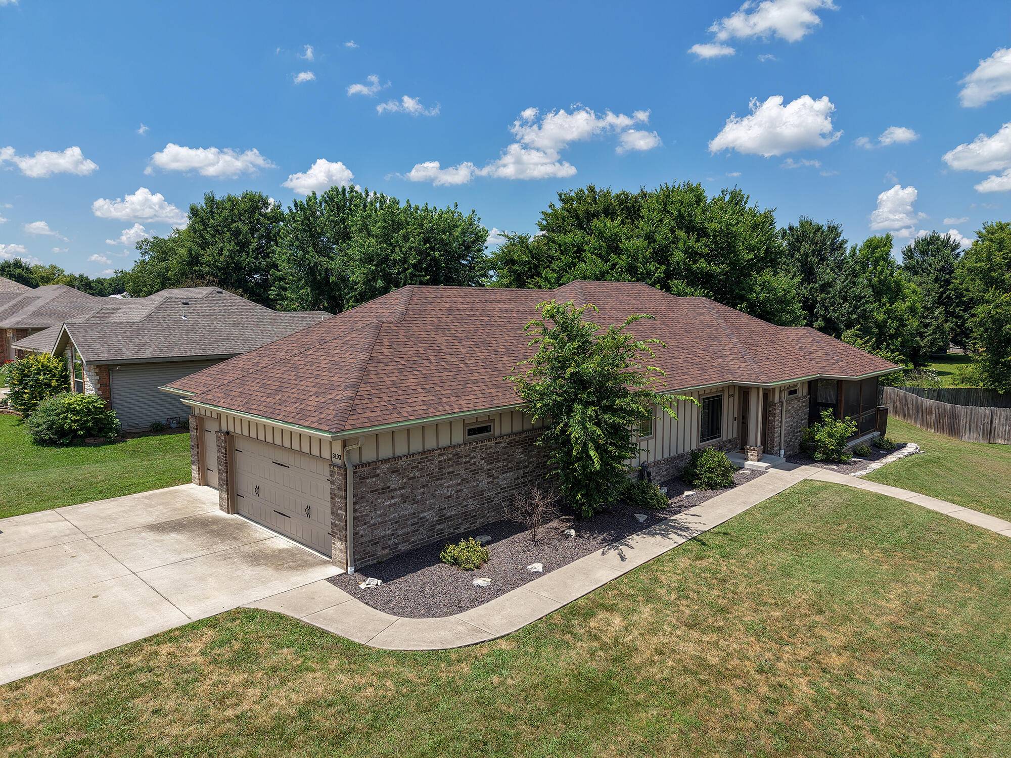 3193 W Grandview ST, Springfield, MO 65803
