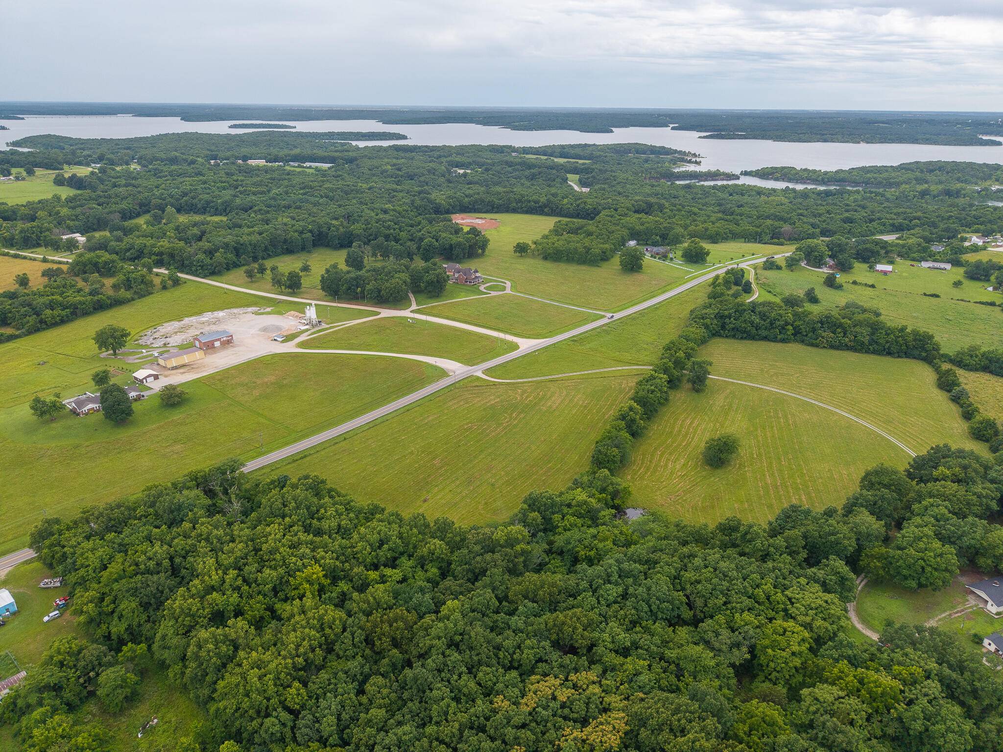 4 State Highway 32, Stockton, MO 65785