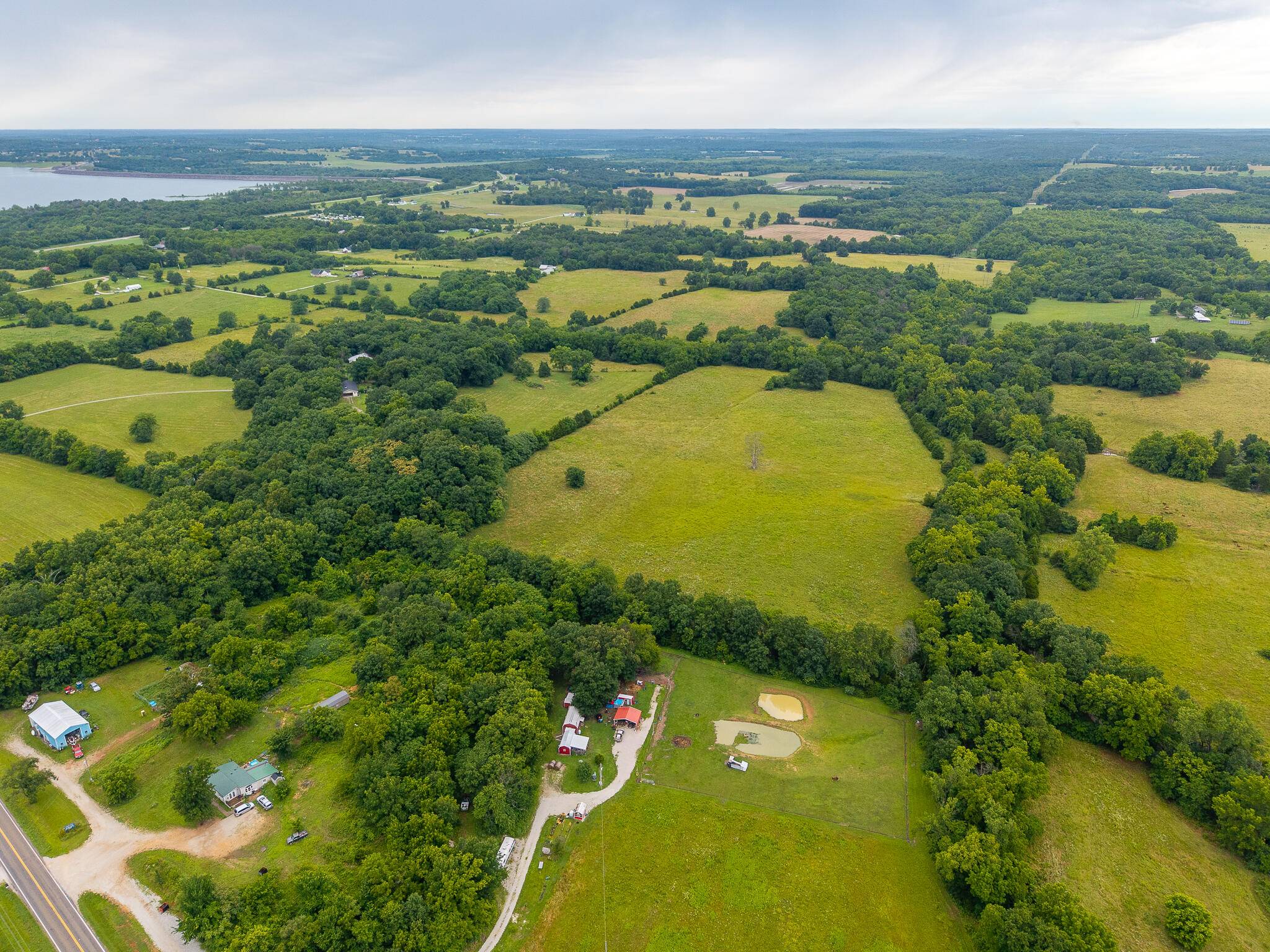 6 State Highway 32, Stockton, MO 65785