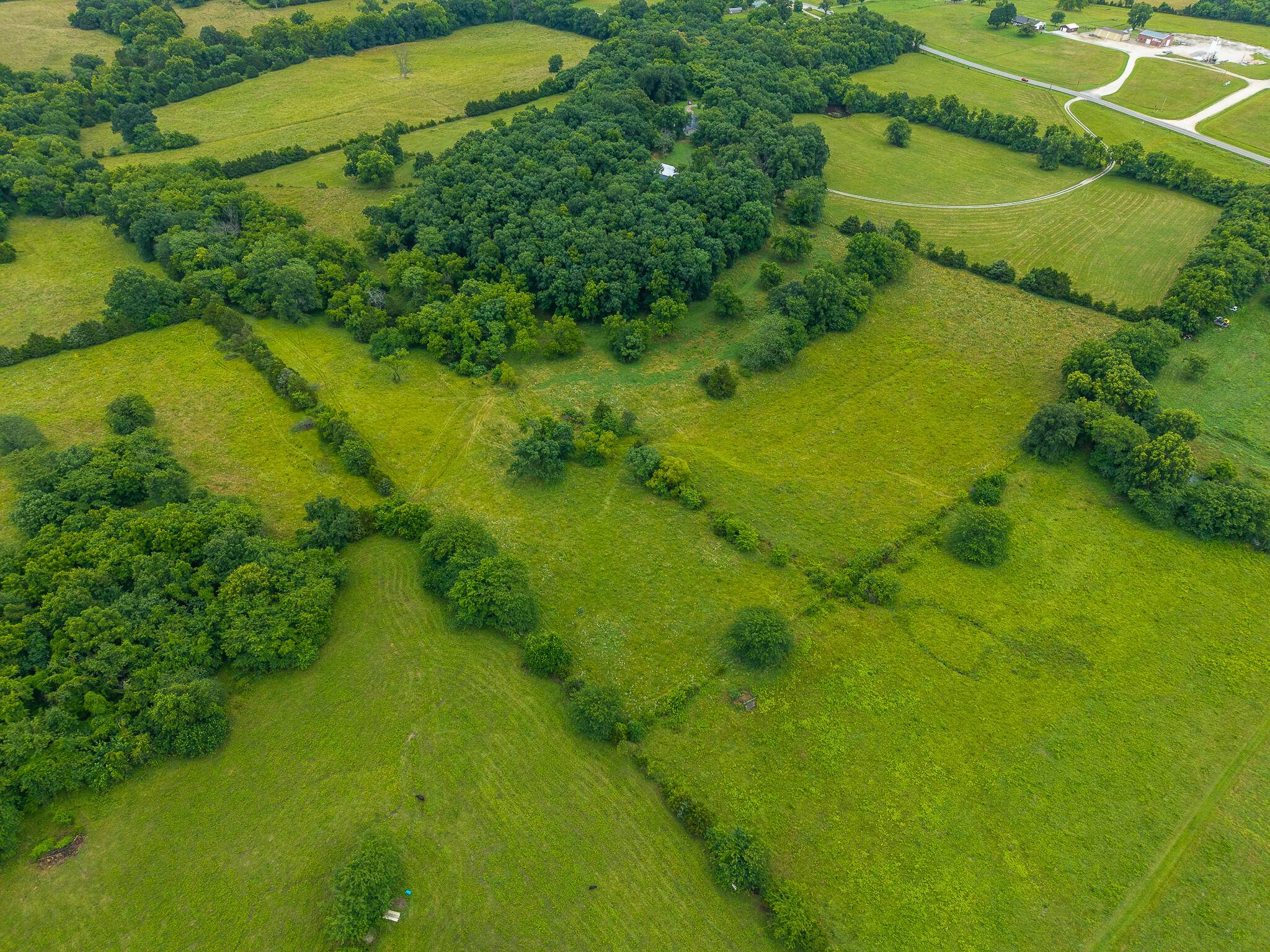 9 State Highway 32, Stockton, MO 65785