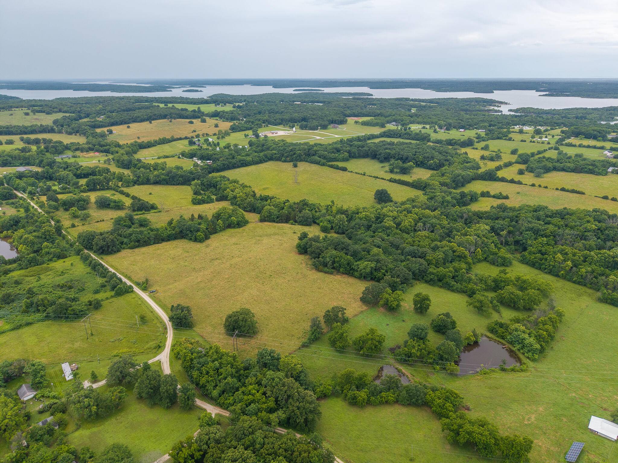 14 State Highway 32, Stockton, MO 65785