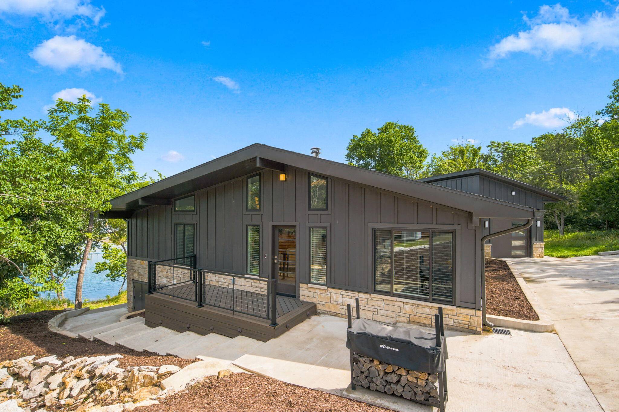 141 North Caps Cove Lane, Branson, MO 65616