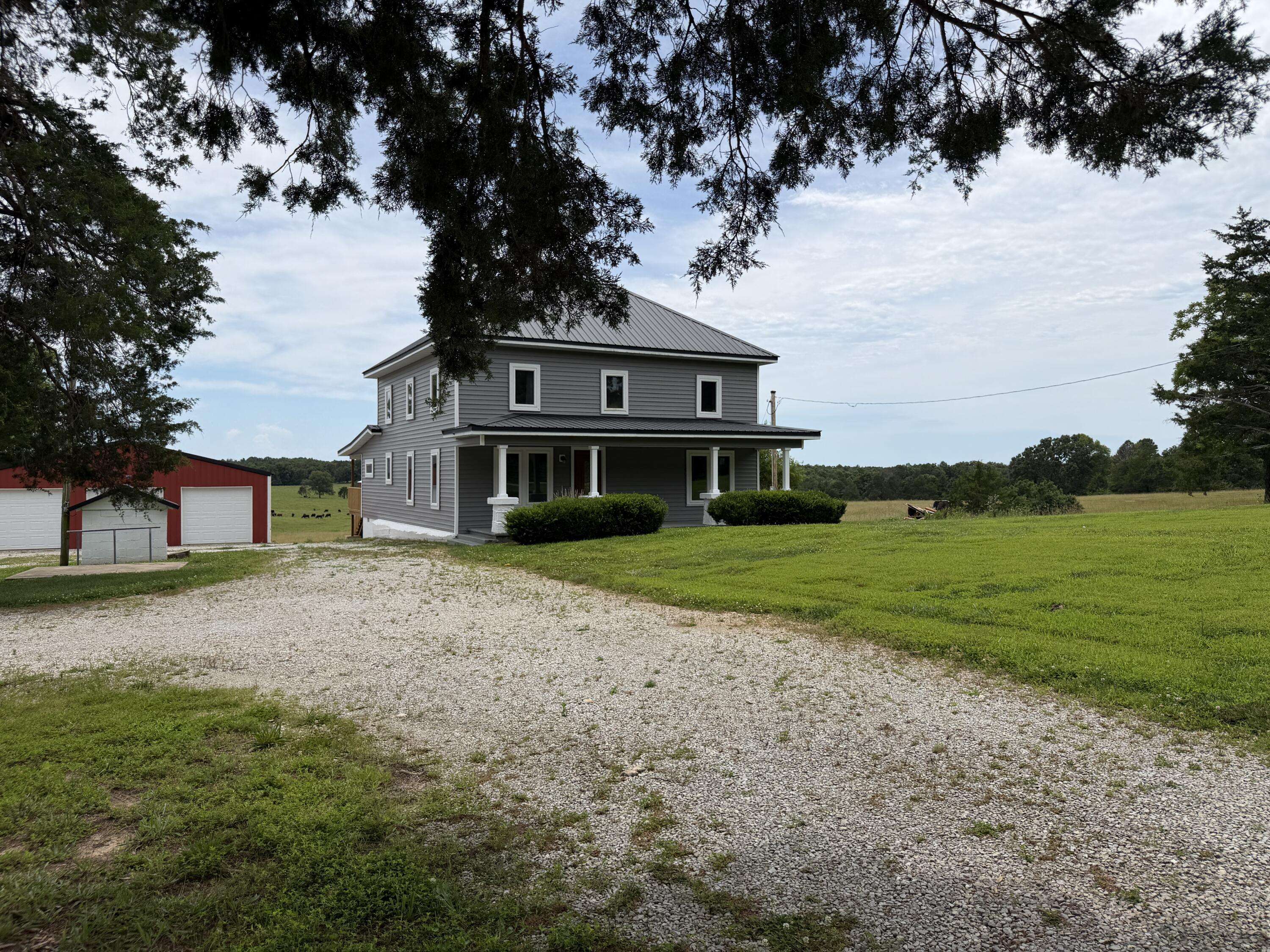 1974 County Road 5800, Willow Springs, MO 65793