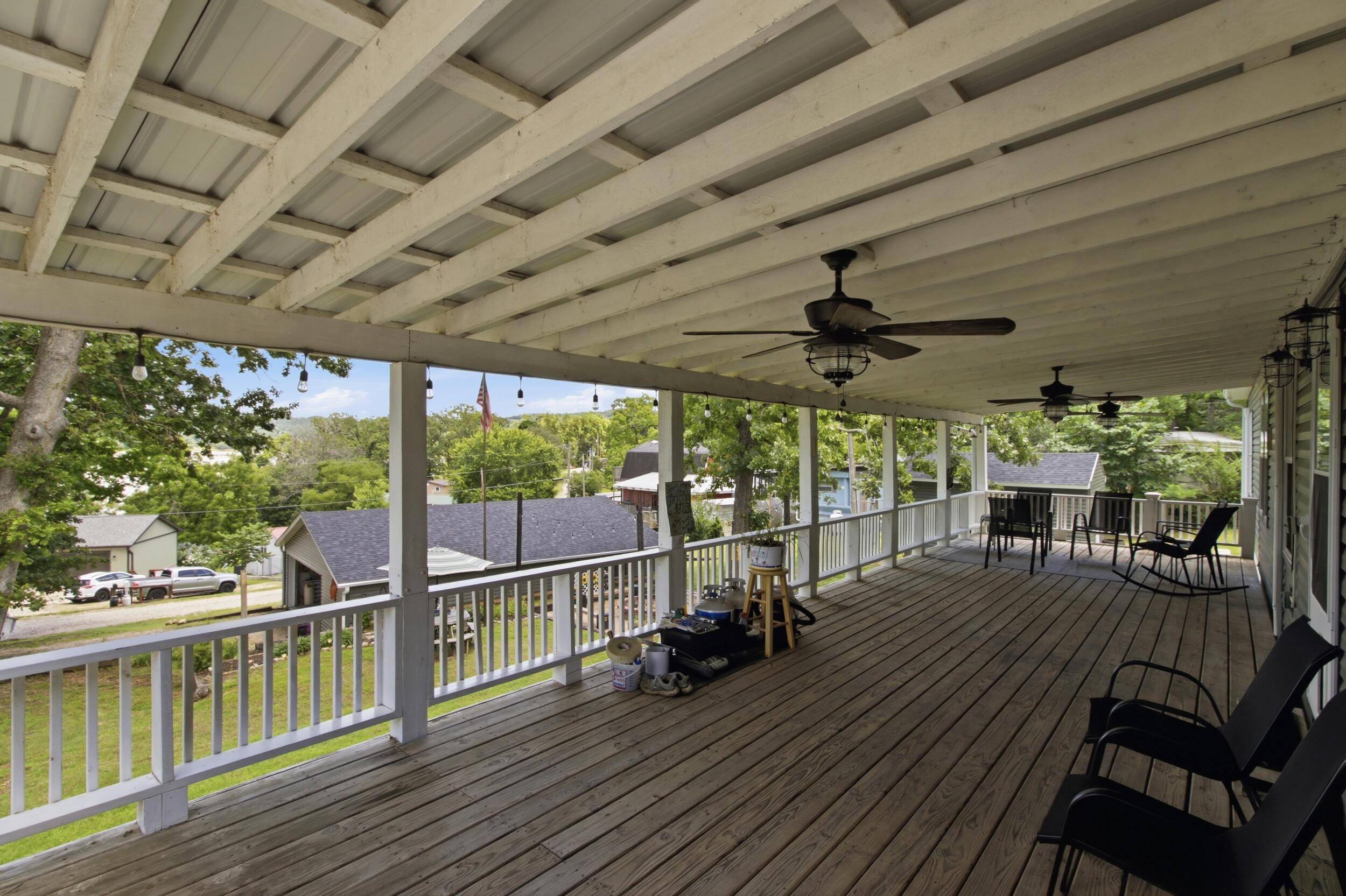 66 Cristin LN, Galena, MO 65656