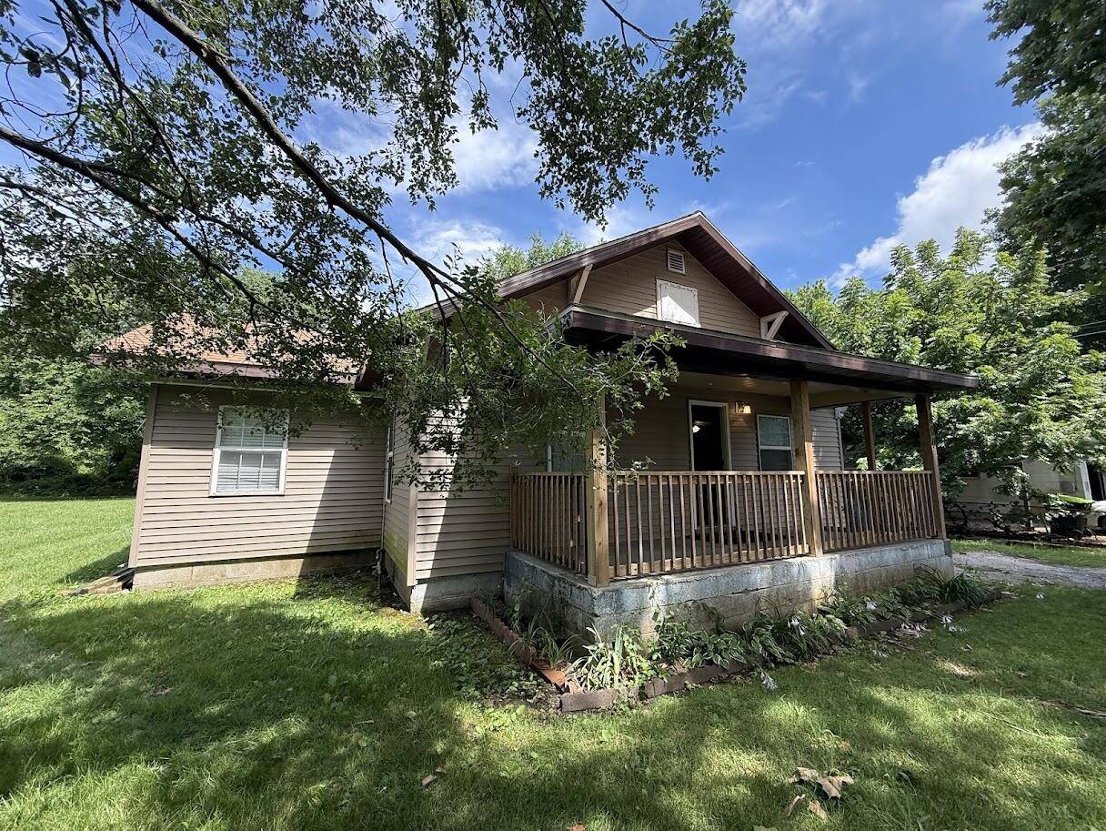 1800 N Oak Grove AVE, Springfield, MO 65803