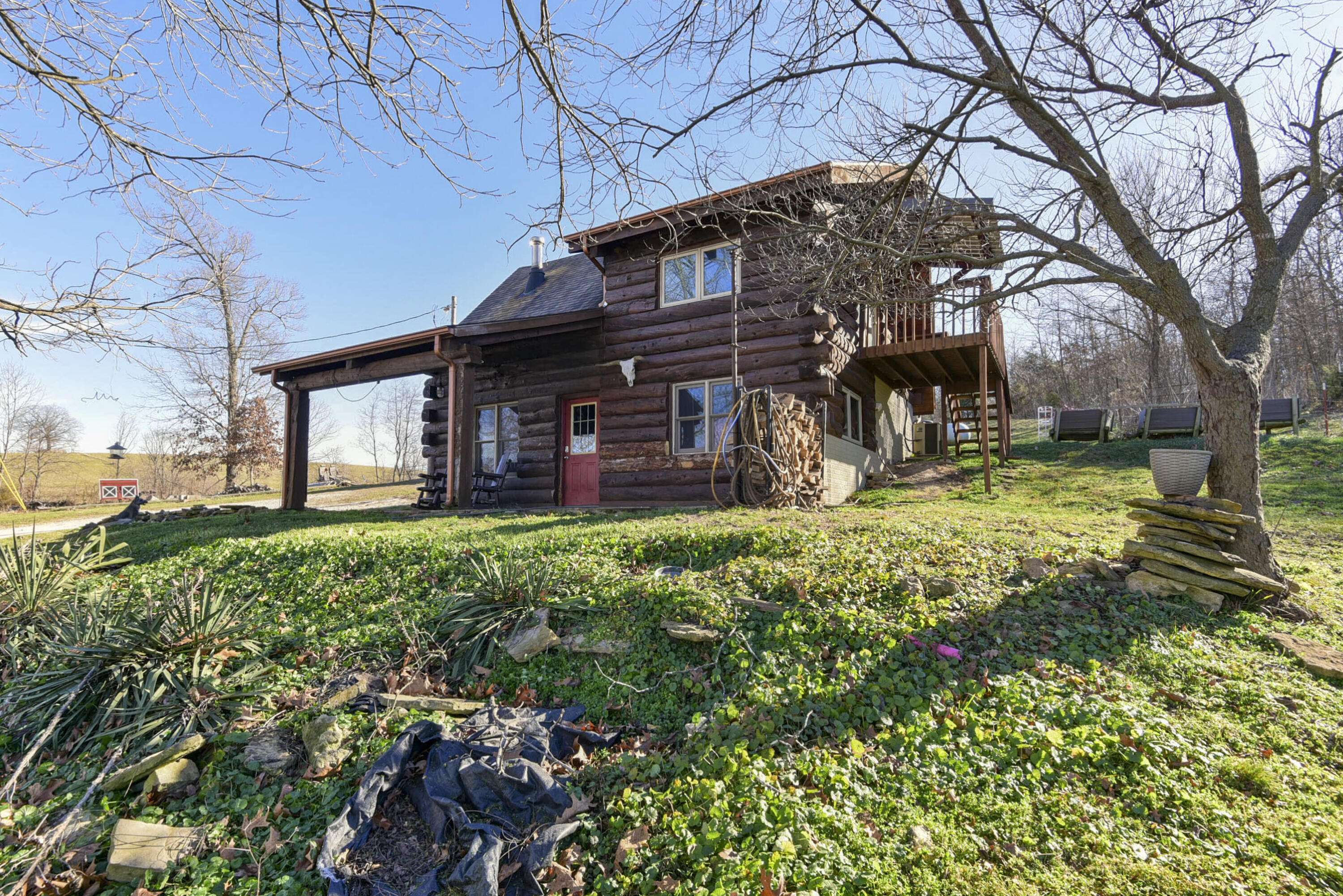 19005 Farm Road 1170, Cassville, MO 65625