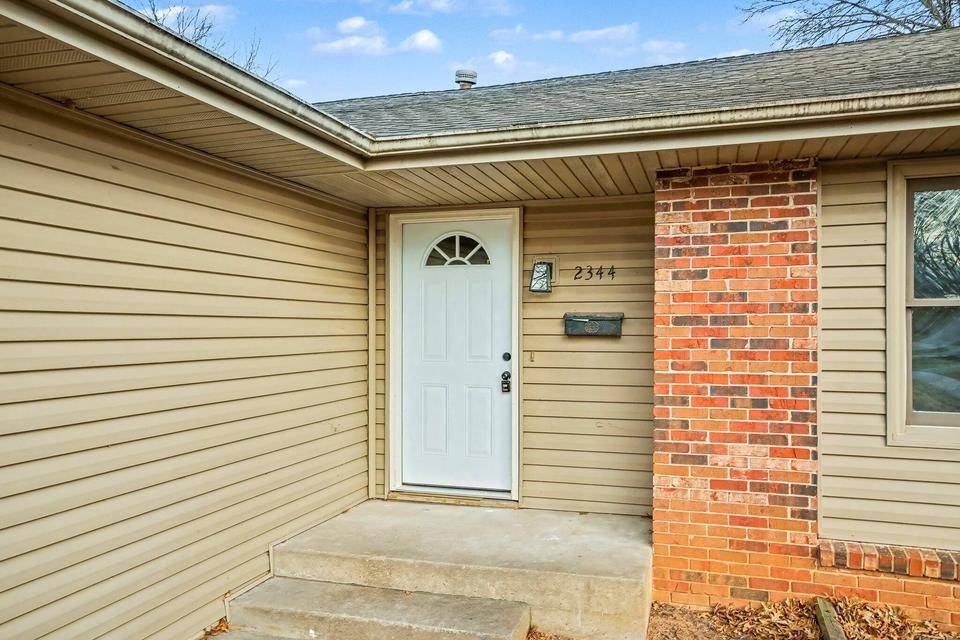 2344 S Kickapoo AVE, Springfield, MO 65804