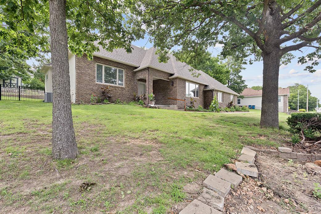 4410 Belmont DR, Joplin, MO 64804