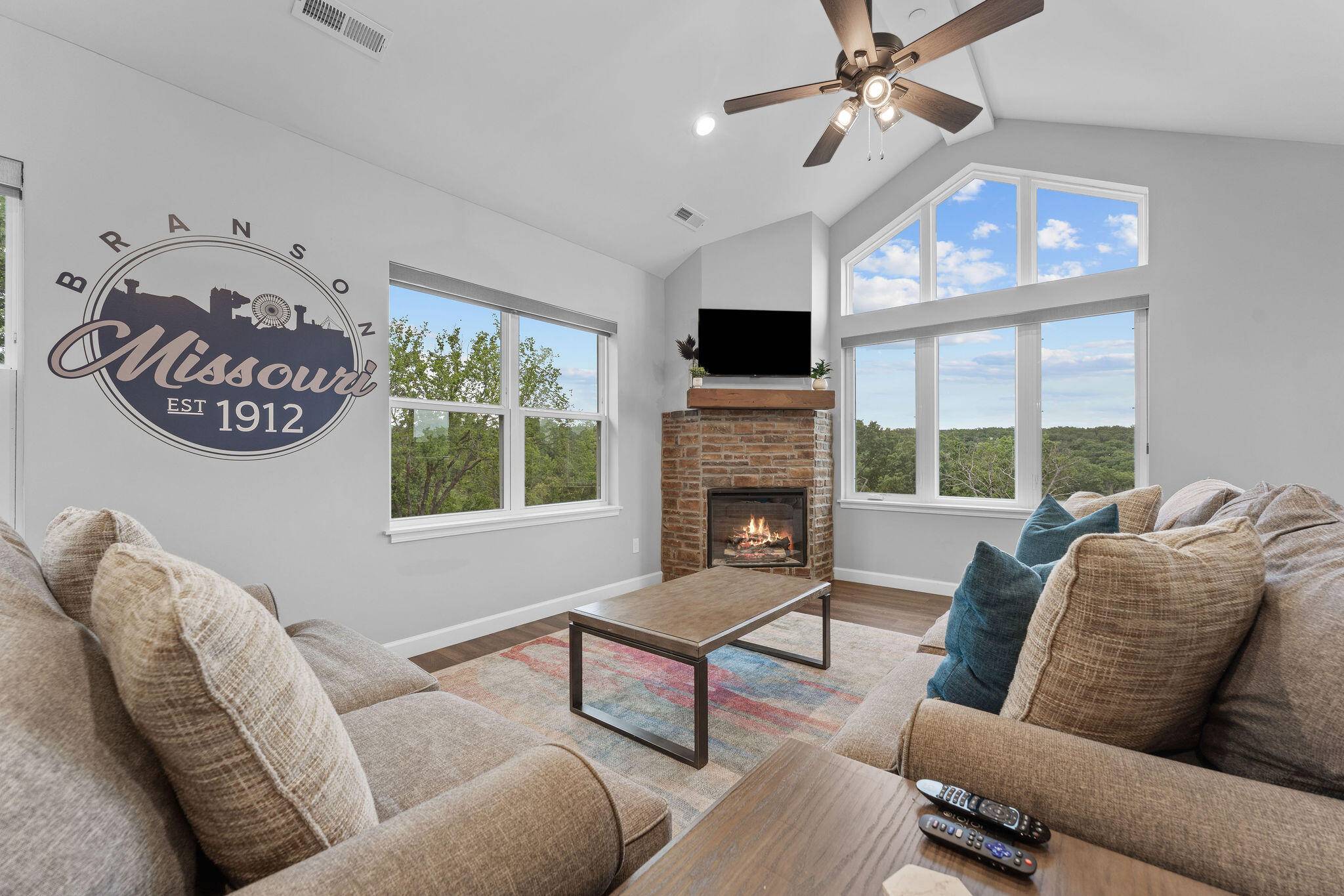 350 S Wildwood DR #G-301, Branson, MO 65616