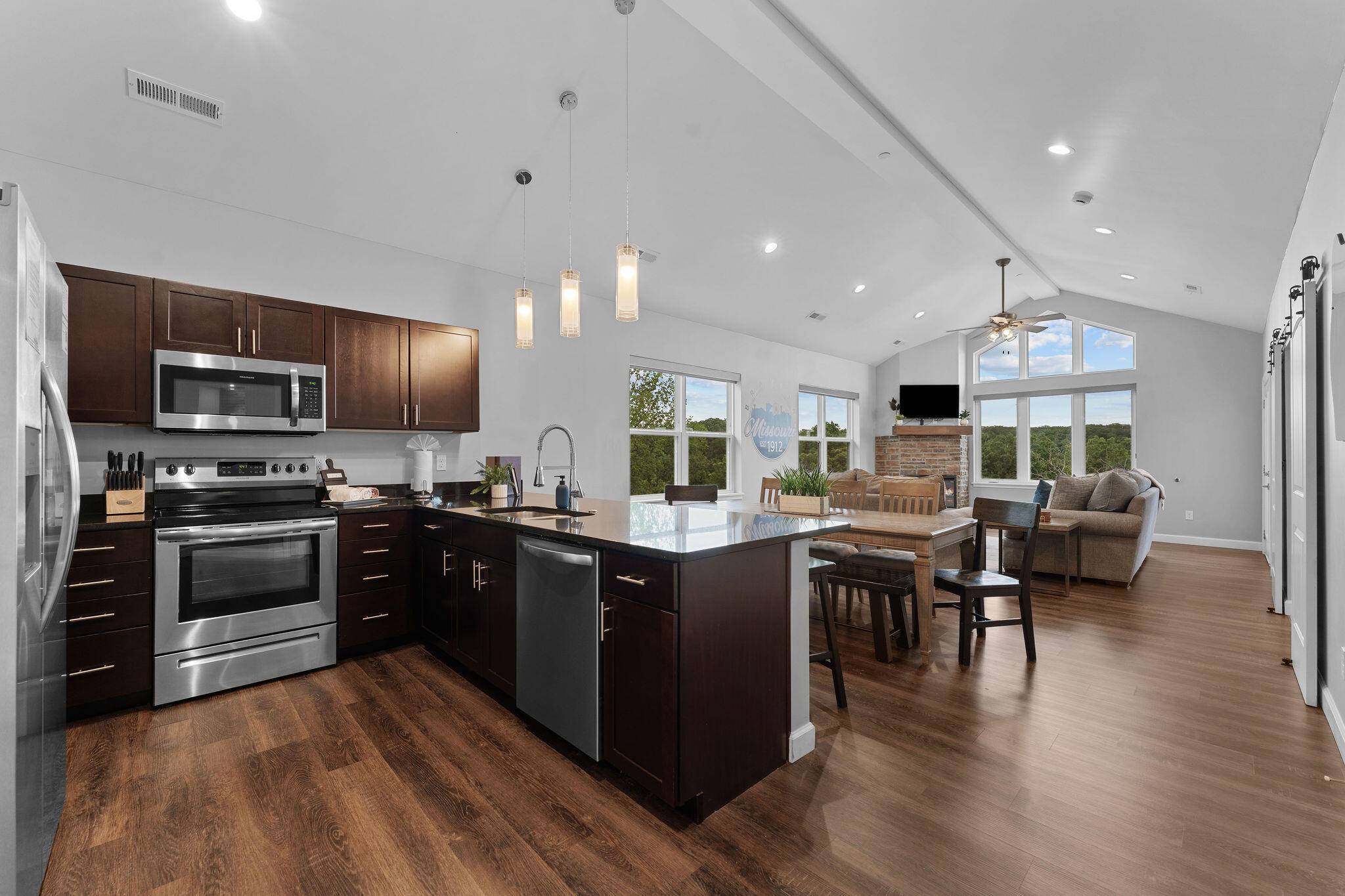 350 S Wildwood DR #G-301, Branson, MO 65616