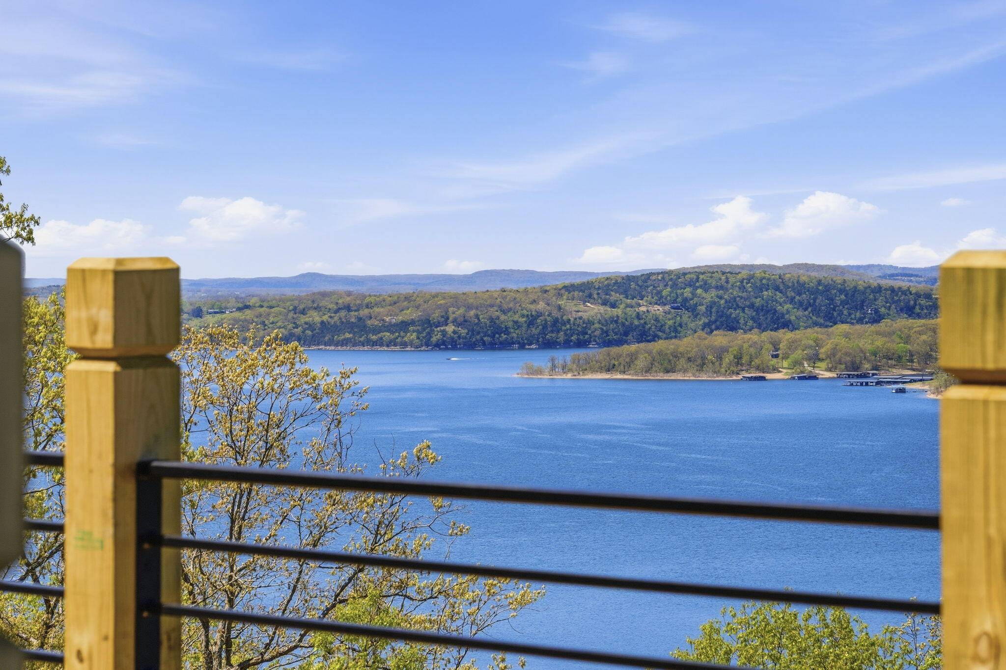 9387 State Highway 13, Kimberling City, MO 65686