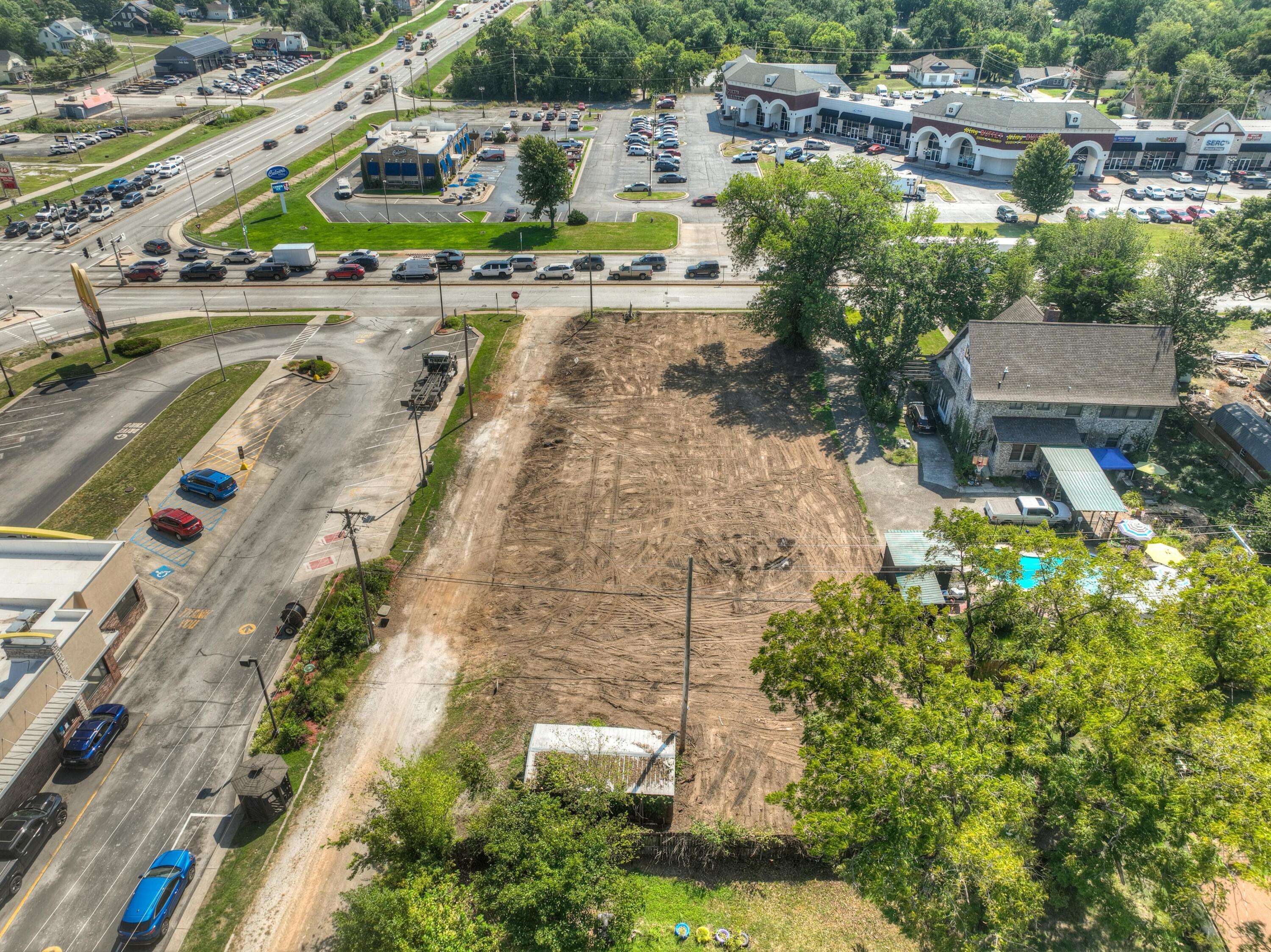 502 S Madison ST, Webb City, MO 64870
