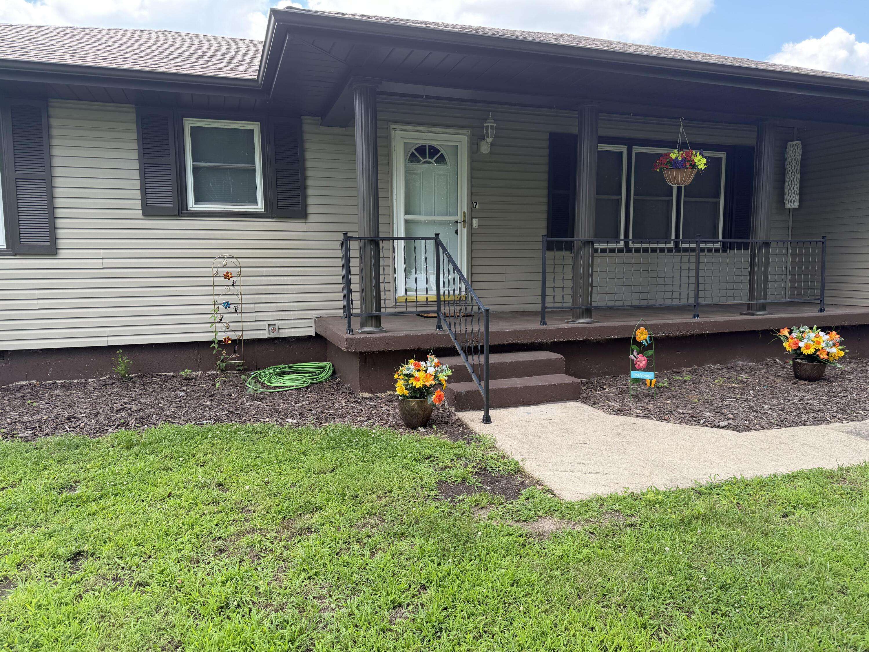 17 Sherwood TRL, Buffalo, MO 65622