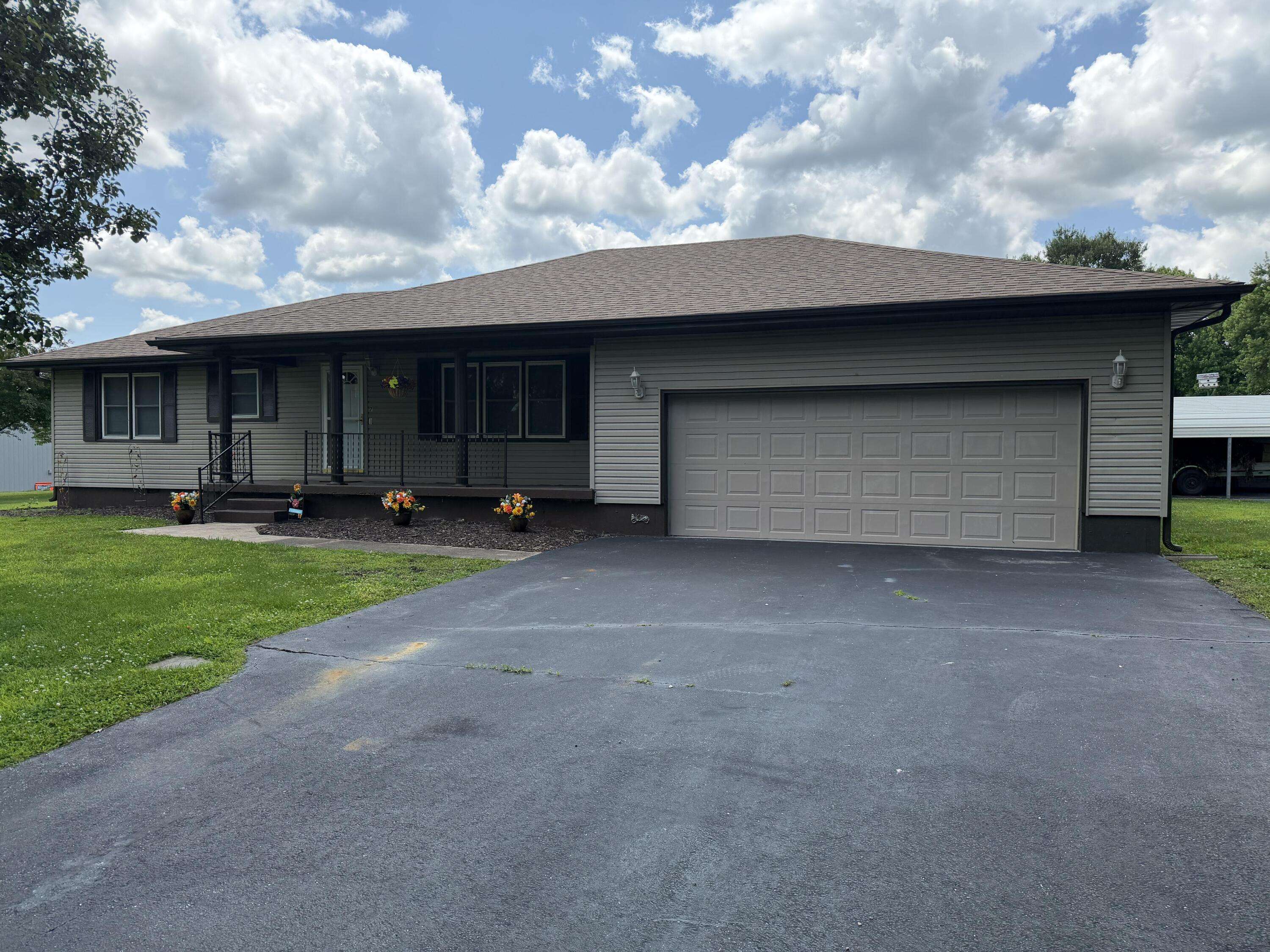 17 Sherwood TRL, Buffalo, MO 65622